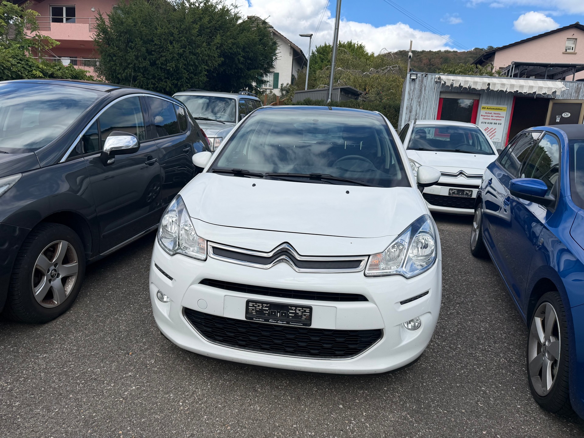 CITROEN C3 1.2i Exclusive-image-1