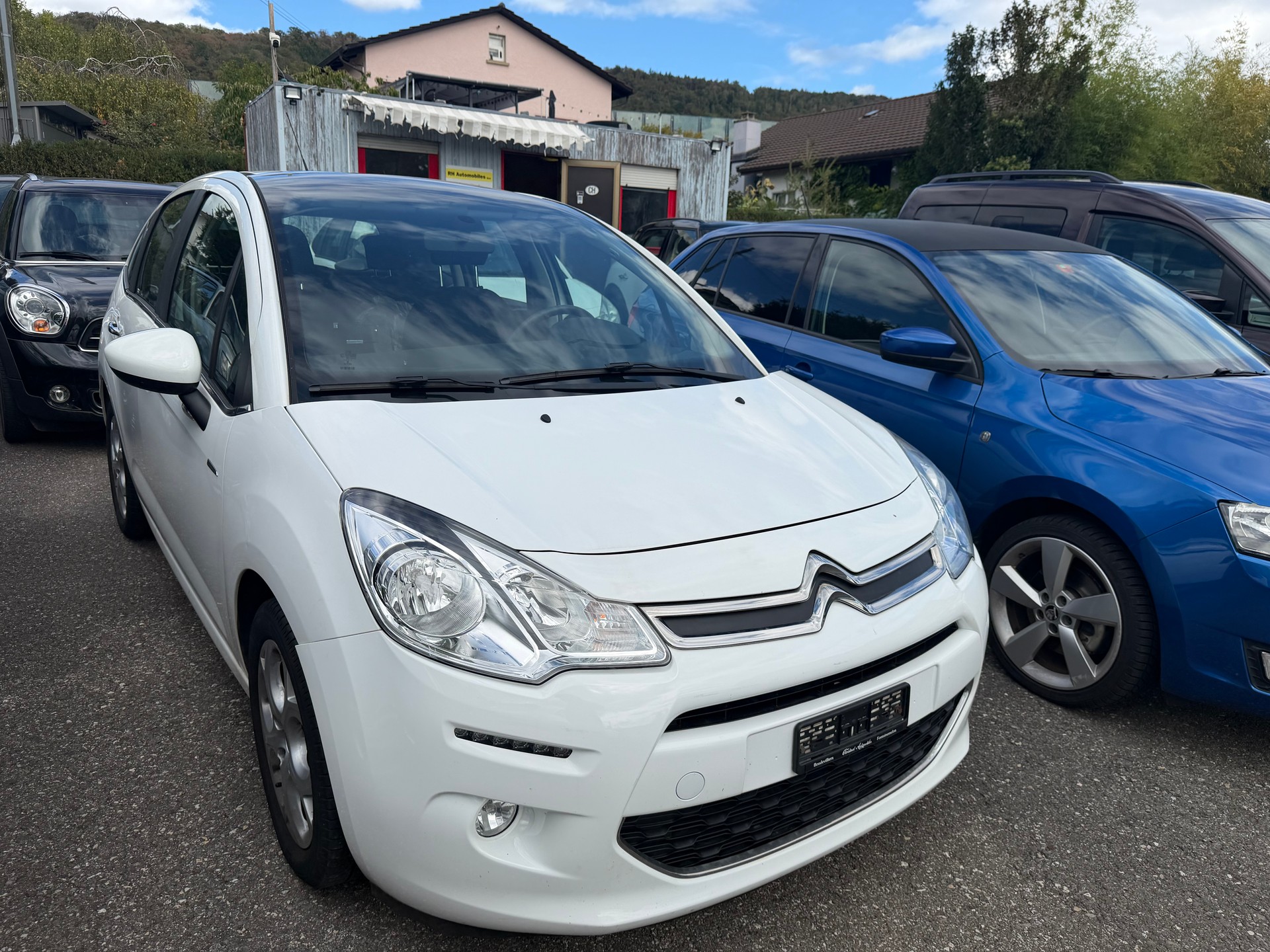 CITROEN C3 1.2i Exclusive-image-2