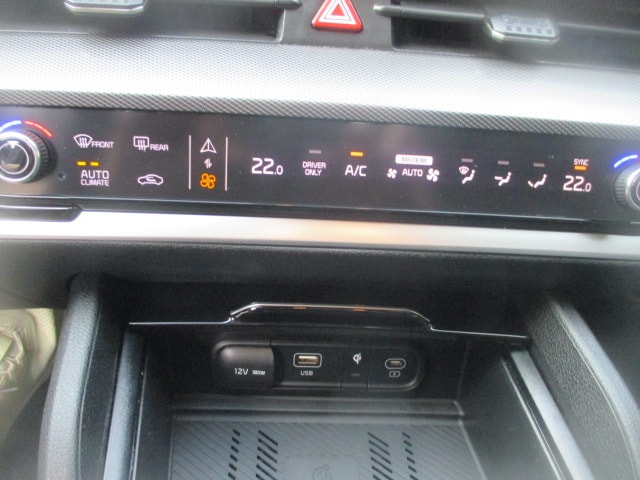 KIA Sportage 1.6T-GDi PHEV GT-Line 4x4 A-image-9