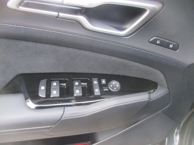 KIA Sportage 1.6T-GDi PHEV GT-Line 4x4 A-image-12