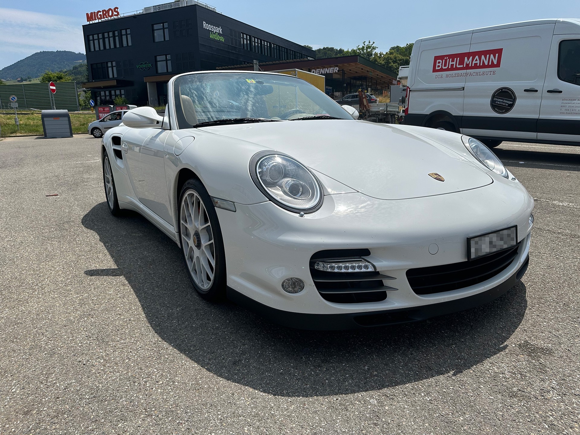 PORSCHE 3.8 Turbo-image-4