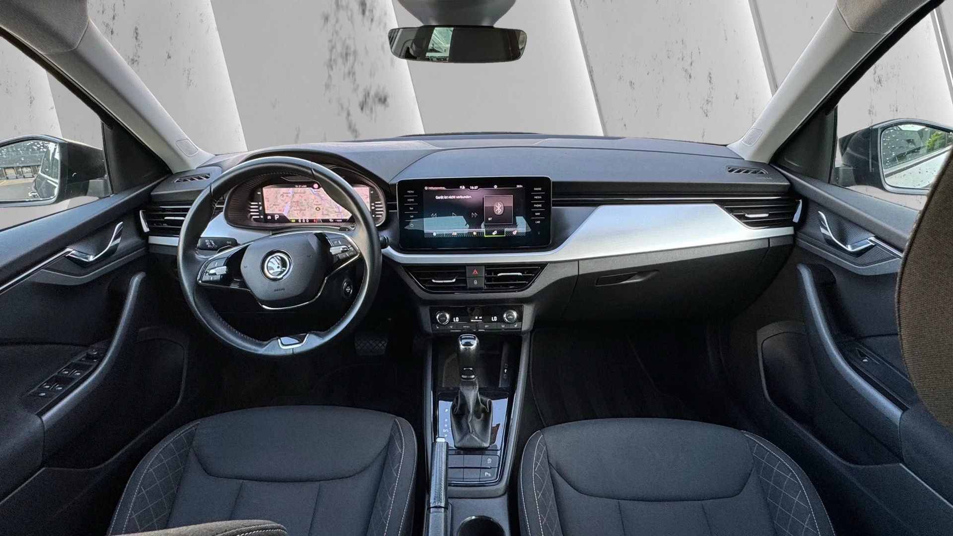 SKODA Kamiq 1.0 TSI Ambition DSG-image-12