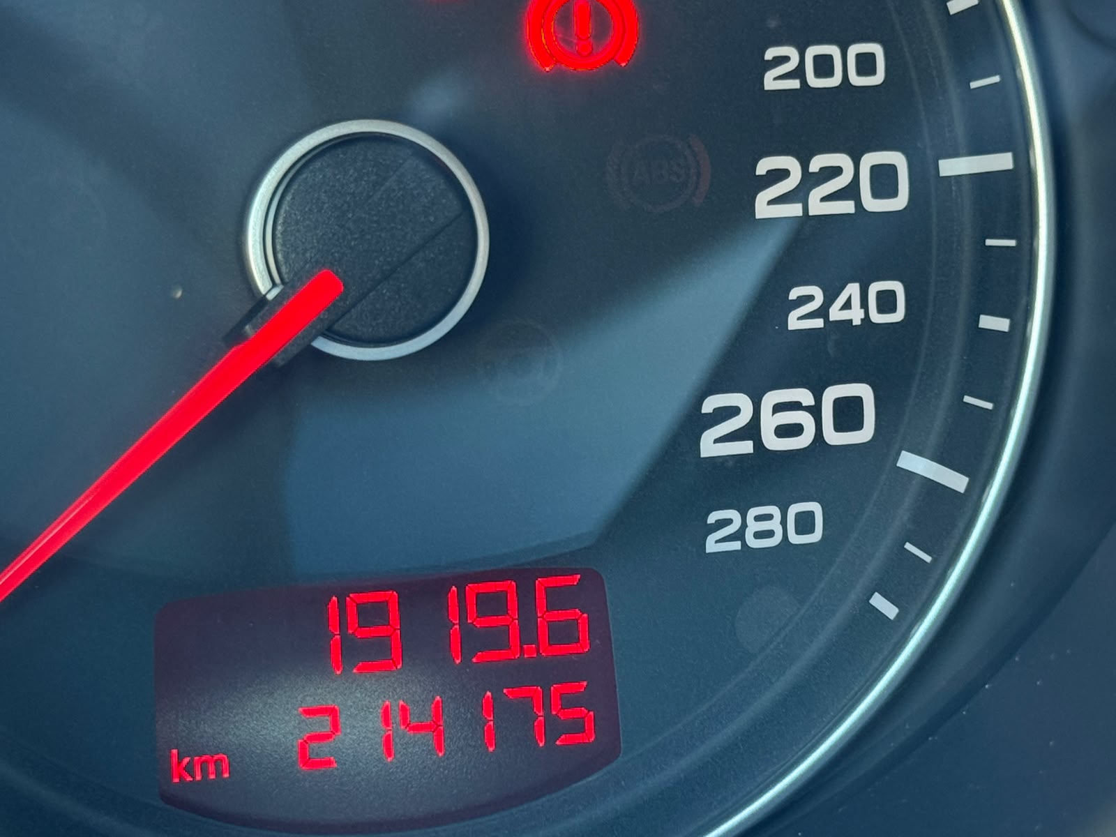 AUDI TT Roadster 2.0 TFSI-image-6