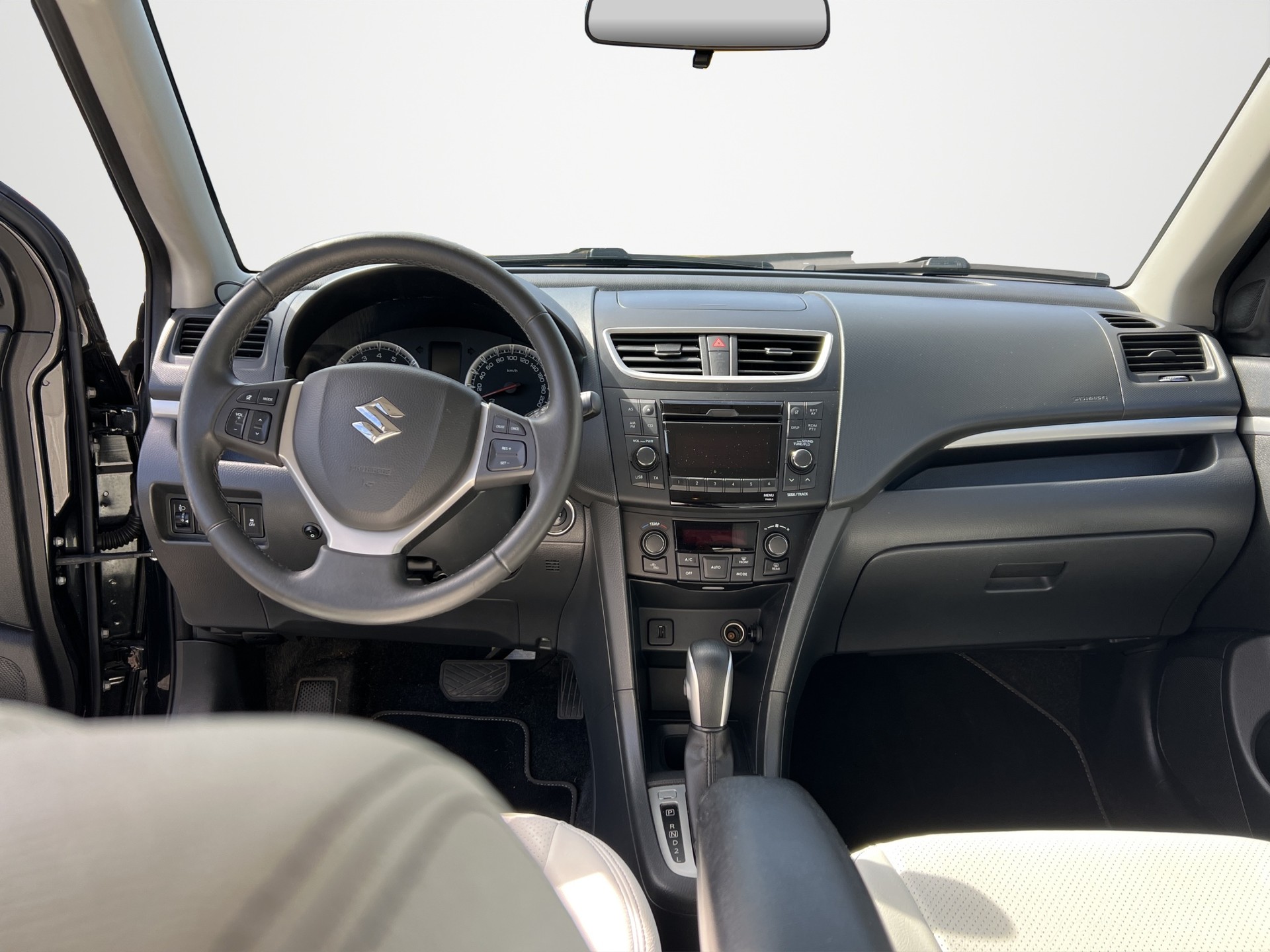 SUZUKI Swift 1.2 GL Top-image-11
