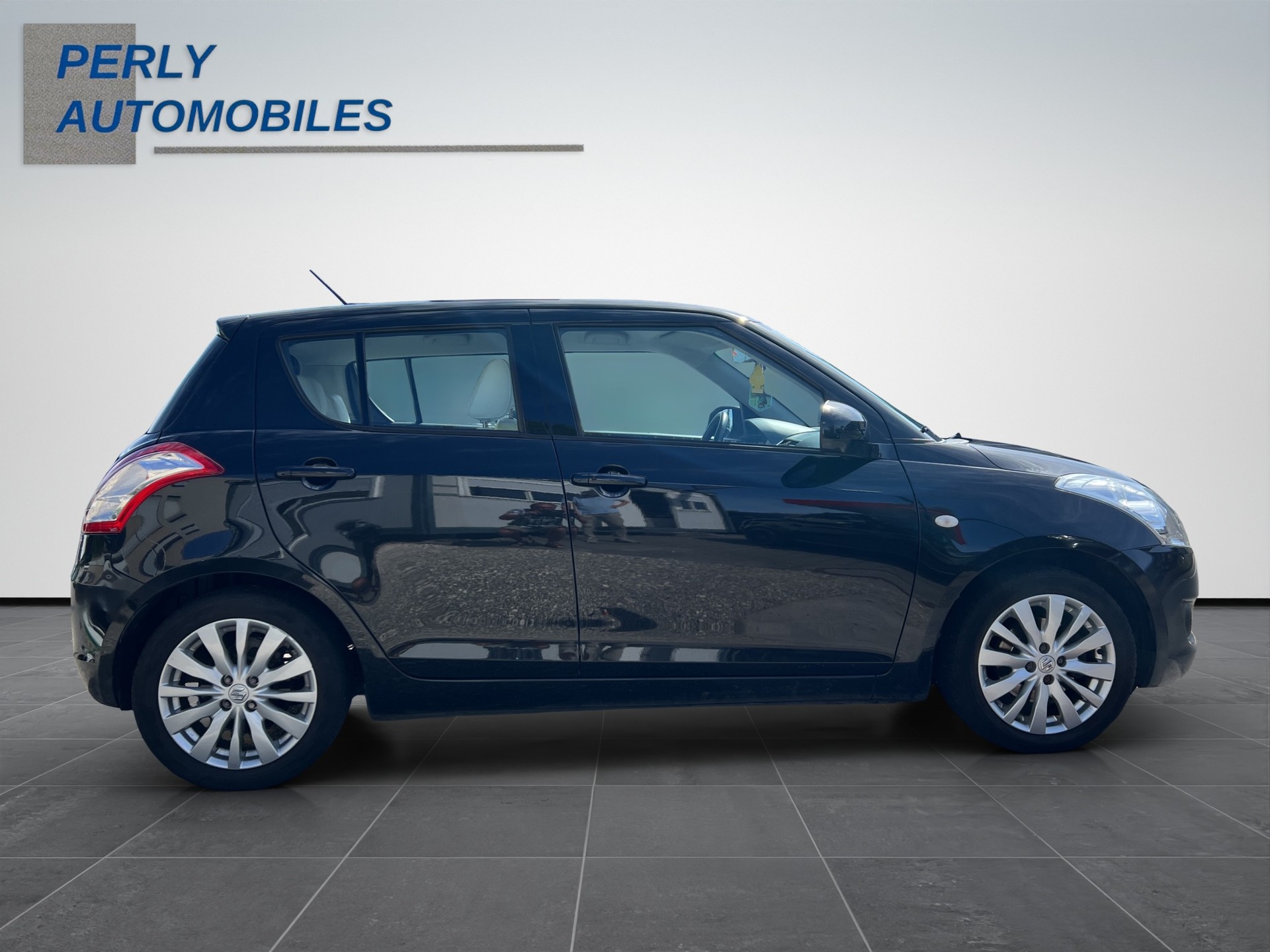 SUZUKI Swift 1.2 GL Top-image-5