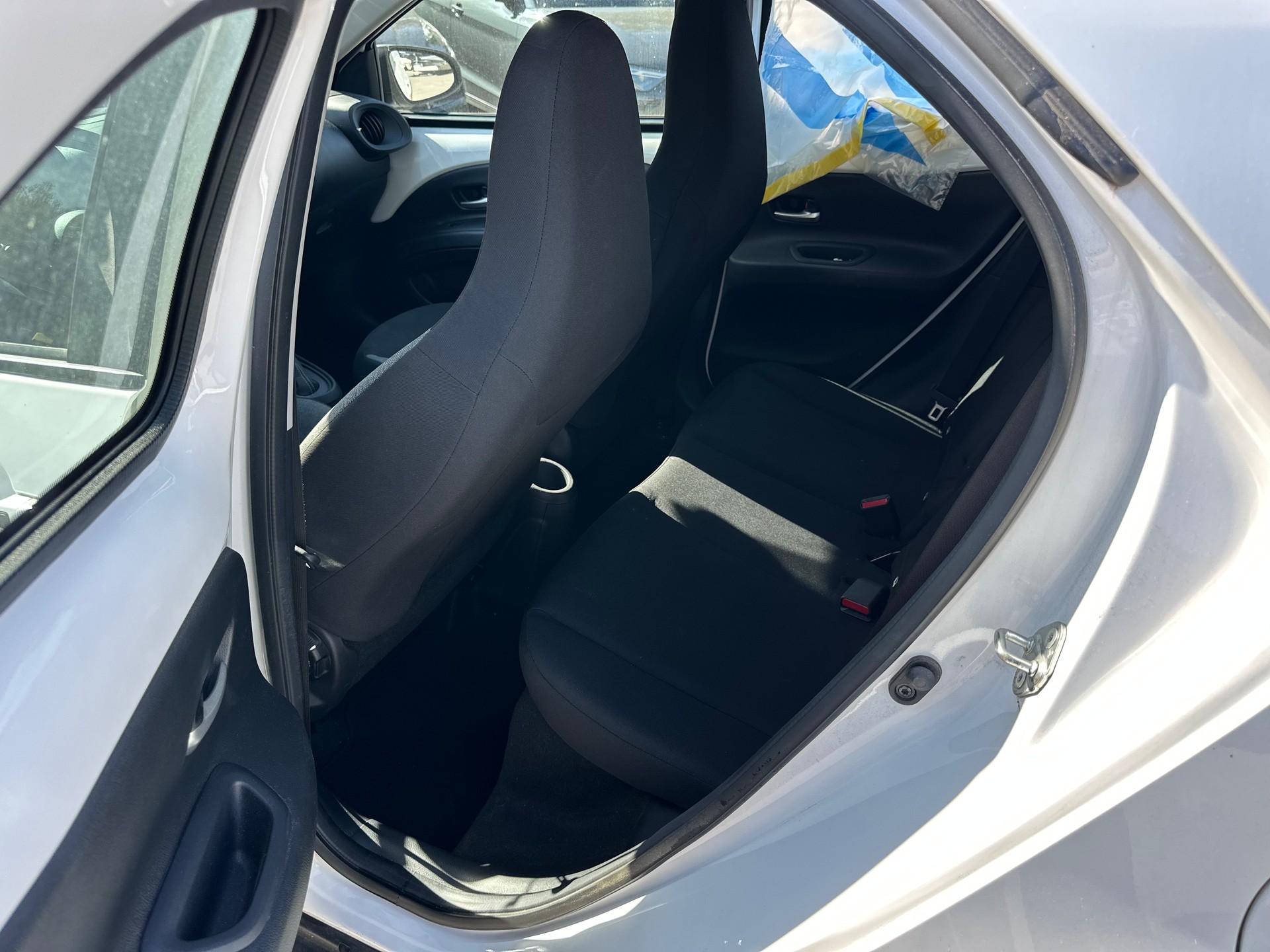 TOYOTA Aygo X 1.0 VVT-i Limited CVT-image-11