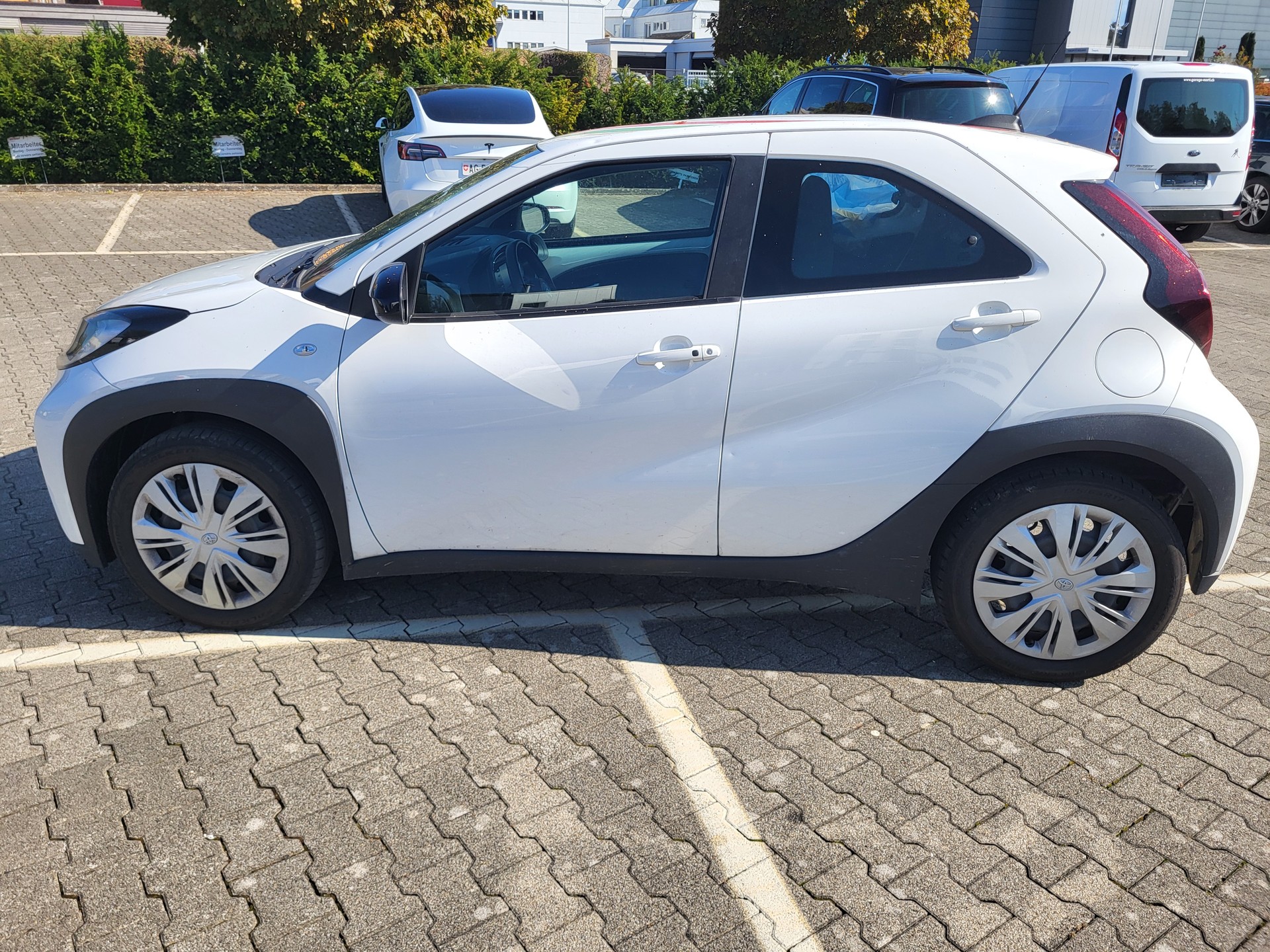 TOYOTA Aygo X 1.0 VVT-i Limited CVT-image-4