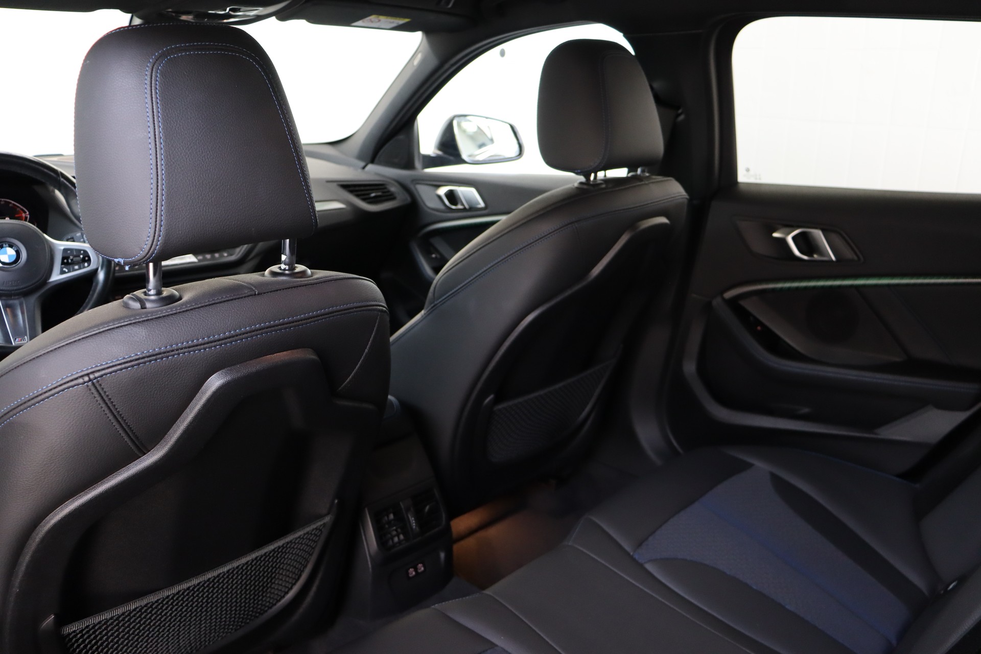 BMW 118I M SPORT STEPTRONIC * CH-FAHRZEUG * FAHRASSISTENZ-PAKET * RÜCKFAHRKAMERA *-image-15