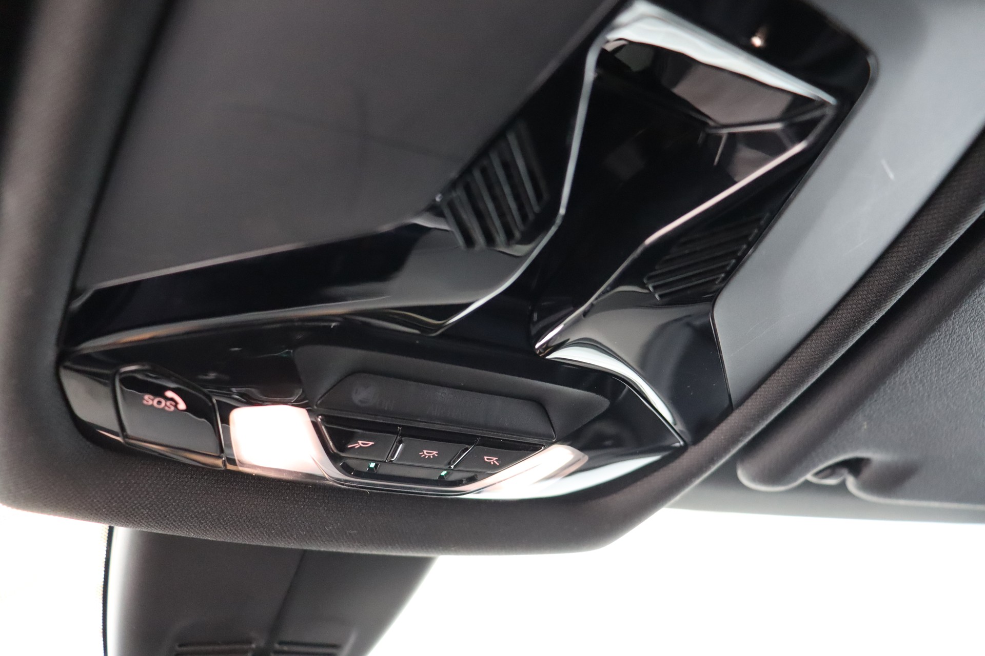 BMW 118I M SPORT STEPTRONIC * CH-FAHRZEUG * FAHRASSISTENZ-PAKET * RÜCKFAHRKAMERA *-image-21