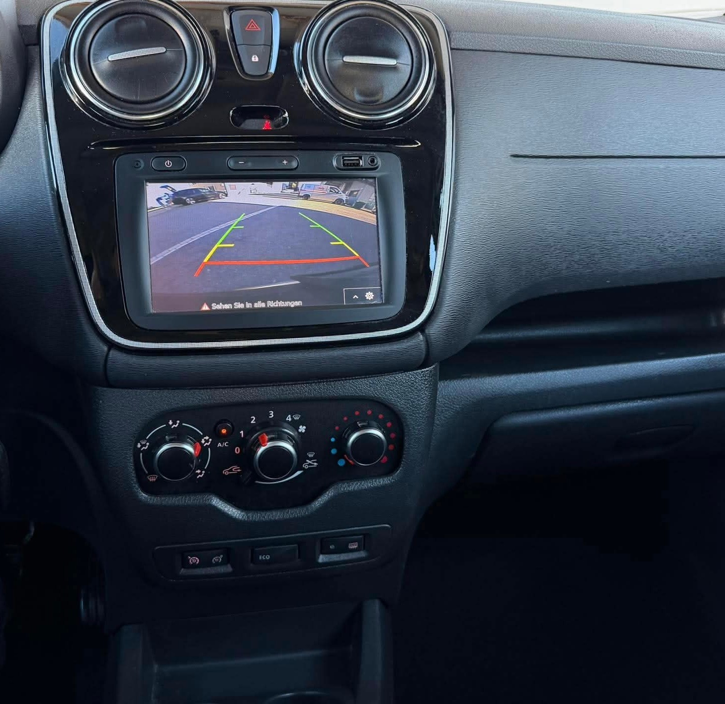 DACIA 1.2 TCe Stepw. Unlimit. S/S 7Plätzer-image-4