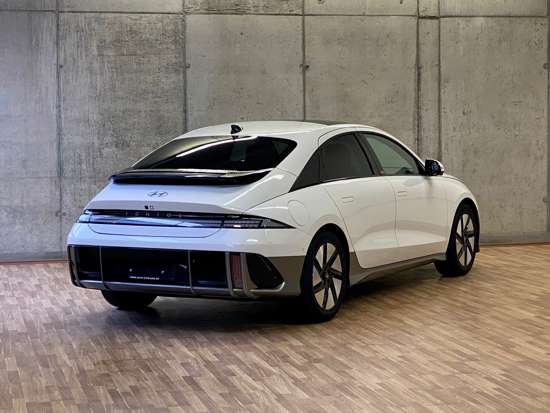HYUNDAI Ioniq 6 *77kWh*Swiss*Launch Edition*4WD*-image-23