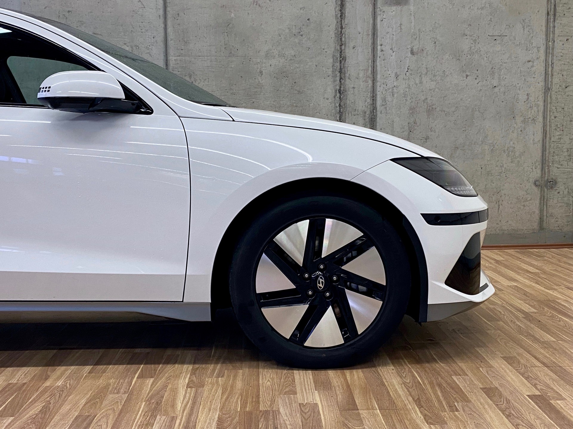 HYUNDAI Ioniq 6 *77kWh*Swiss*Launch Edition*4WD*-image-25