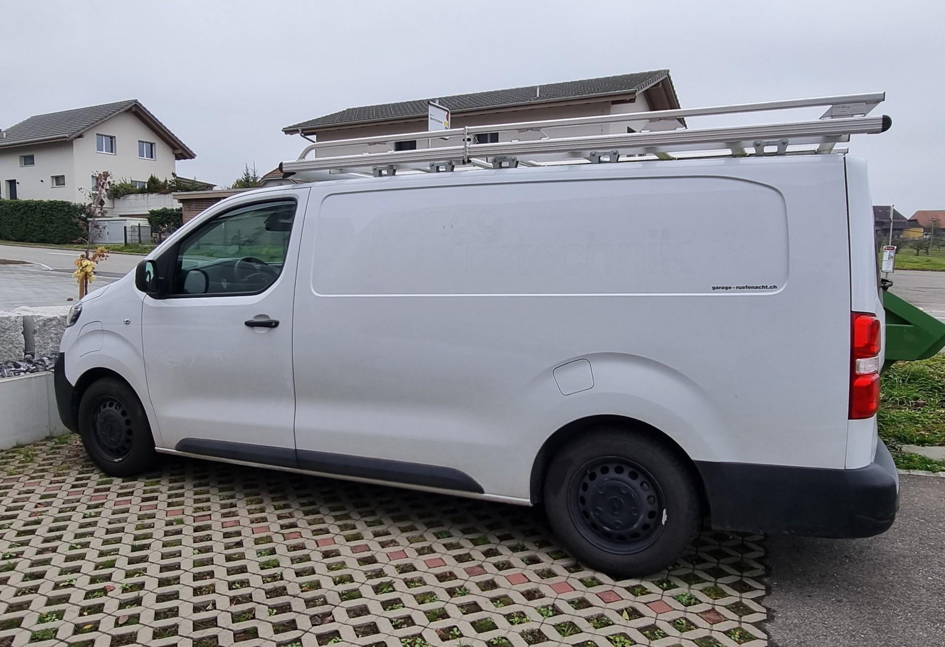 OPEL 50kWh Enjoy-image-1