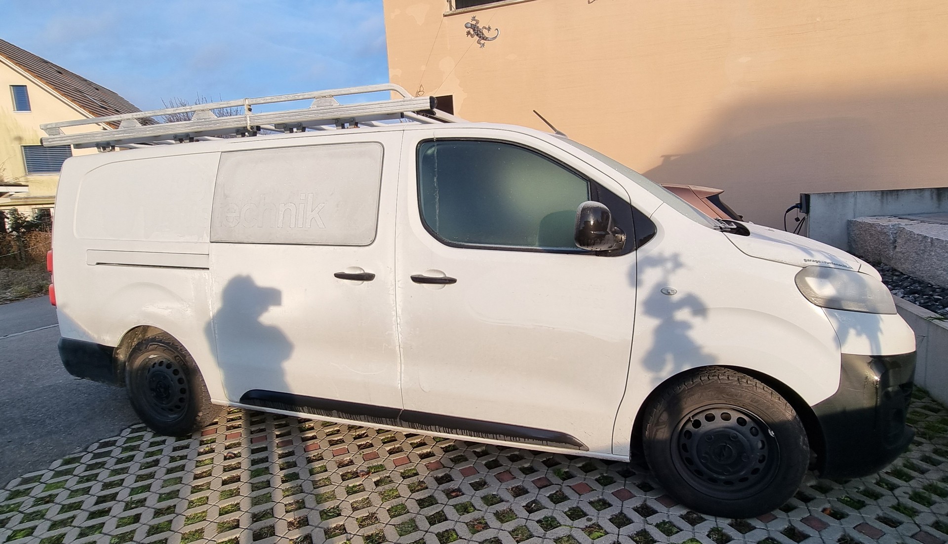 OPEL 50kWh Enjoy-image-0