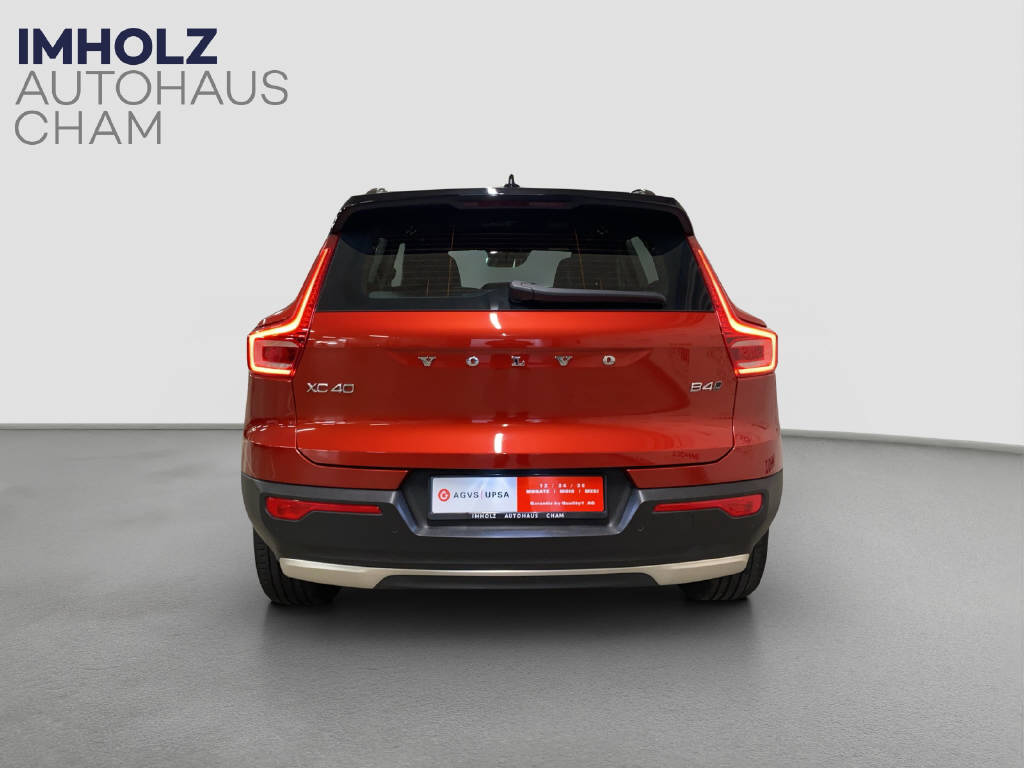 VOLVO XC40 2.0 B4 MH R-Design AWD-image-3