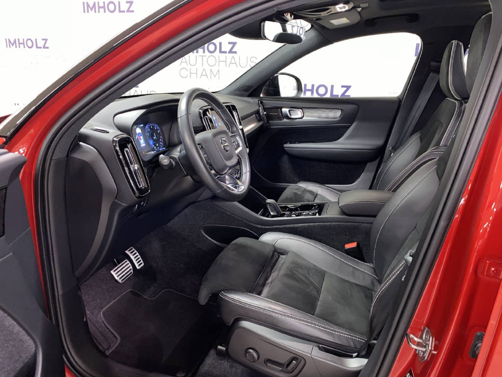 VOLVO XC40 2.0 B4 MH R-Design AWD-image-15