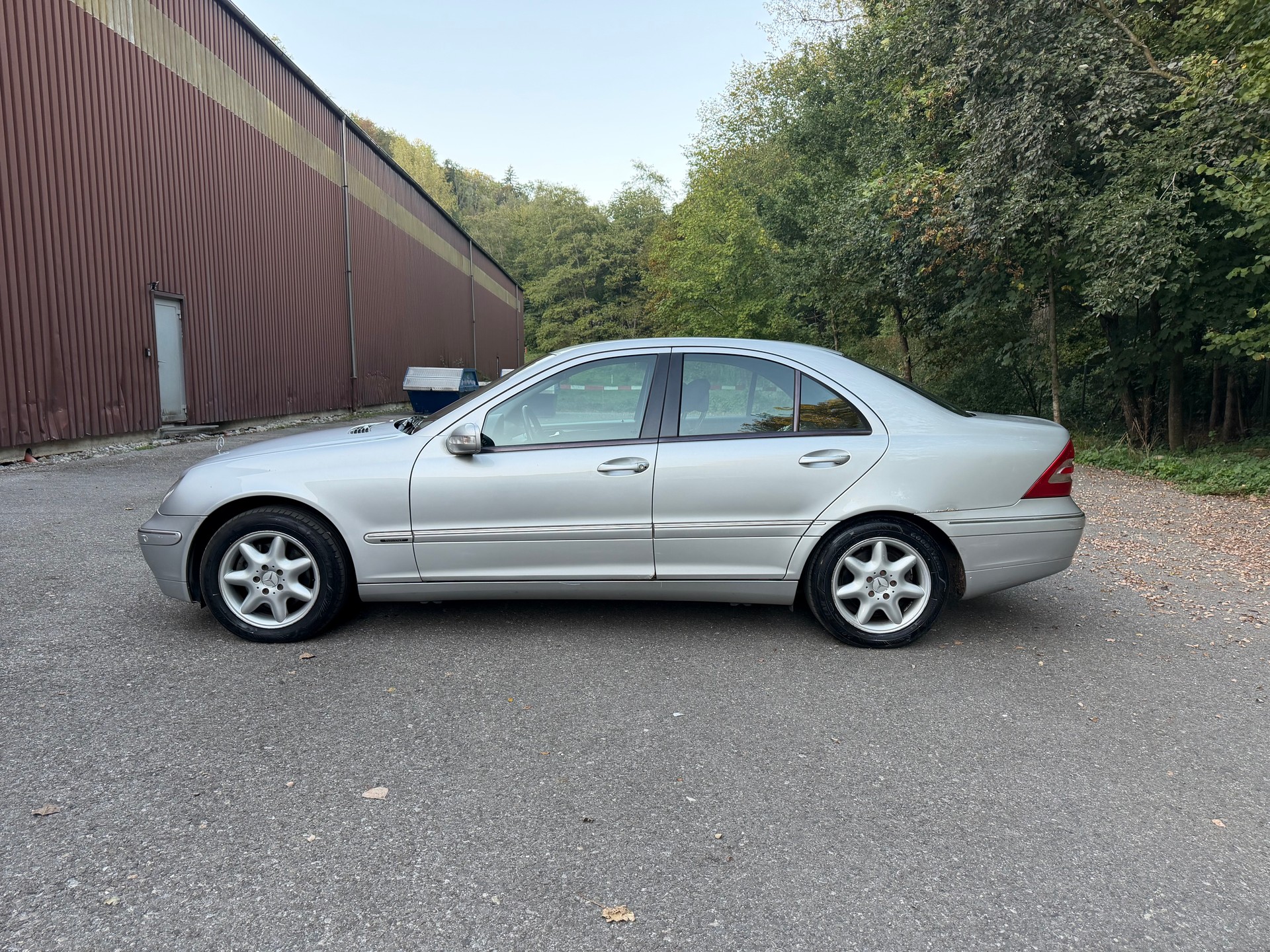 MERCEDES-BENZ C 240 Classic 4Matic Automatic-image-2