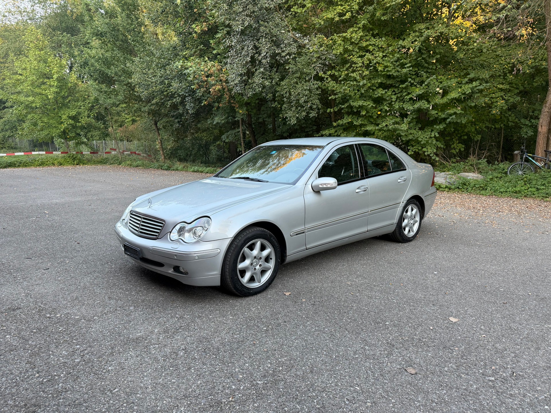 MERCEDES-BENZ C 240 Classic 4Matic Automatic-image-1