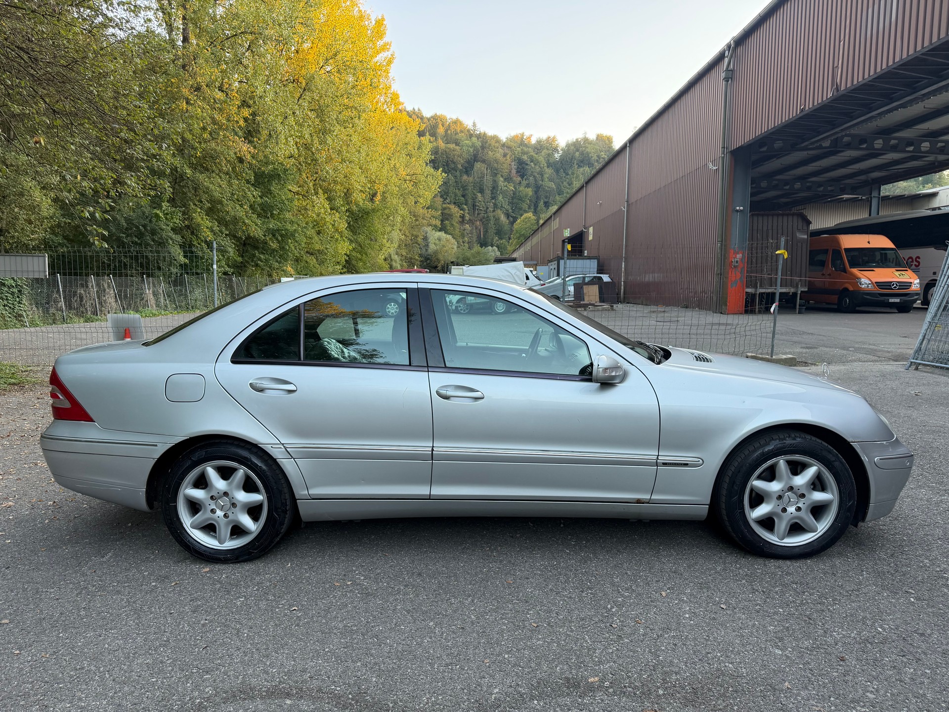 MERCEDES-BENZ C 240 Classic 4Matic Automatic-image-3
