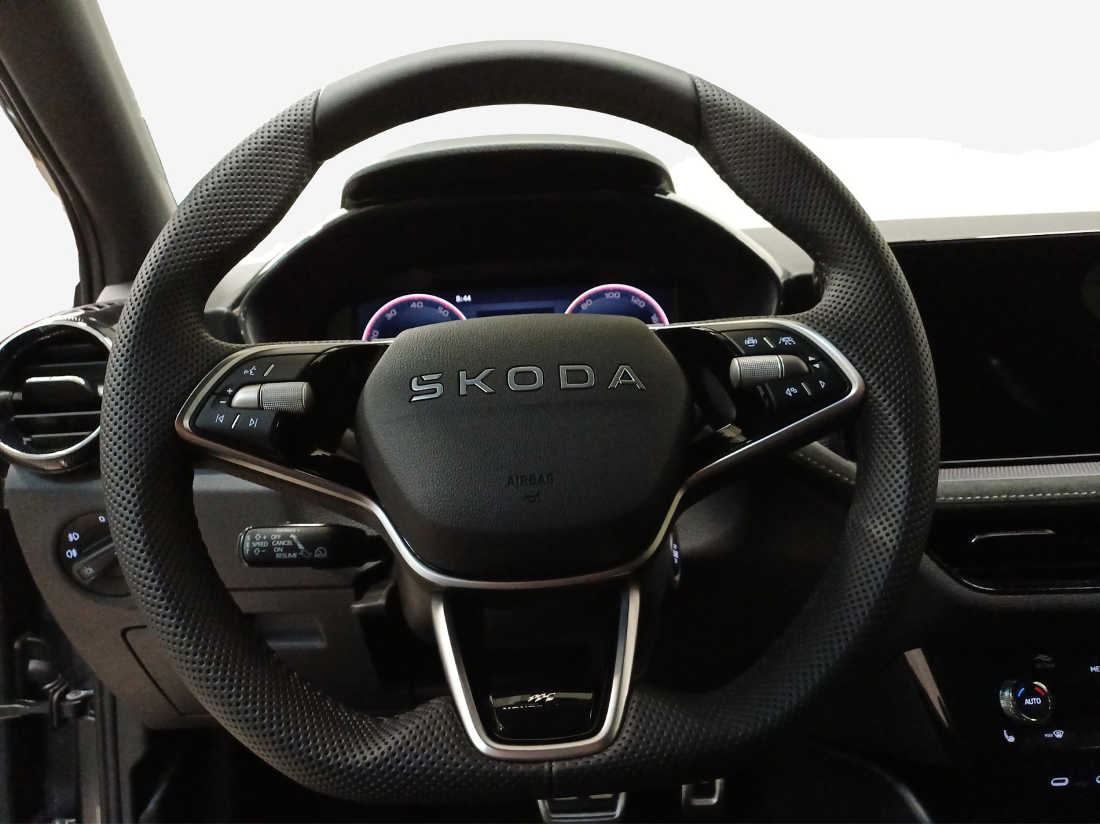 SKODA Fabia 1.5 TSI Monte Carlo DSG-image-9