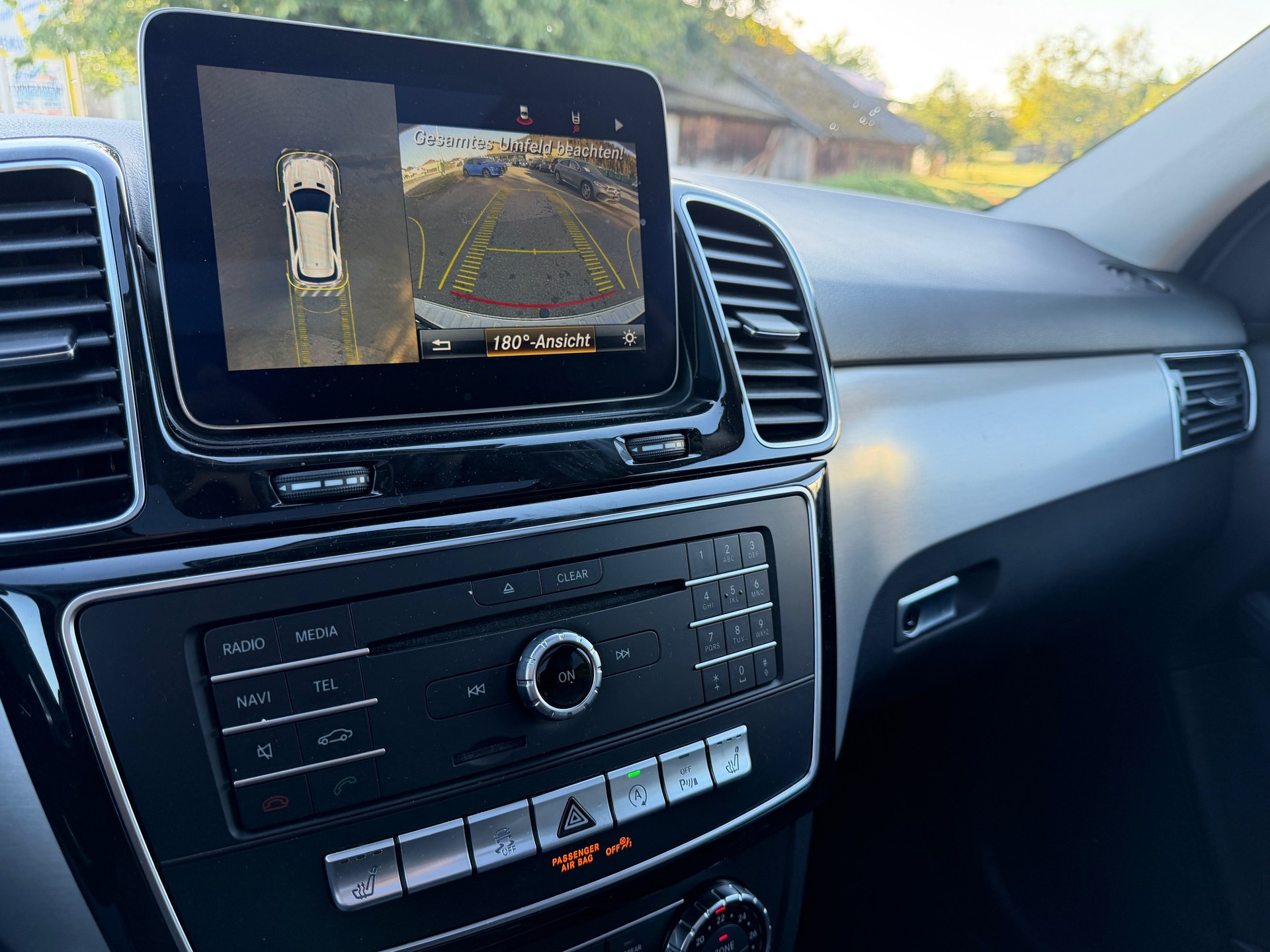 MERCEDES-BENZ GLE 350 d 4Matic 9G-Tronic-image-8