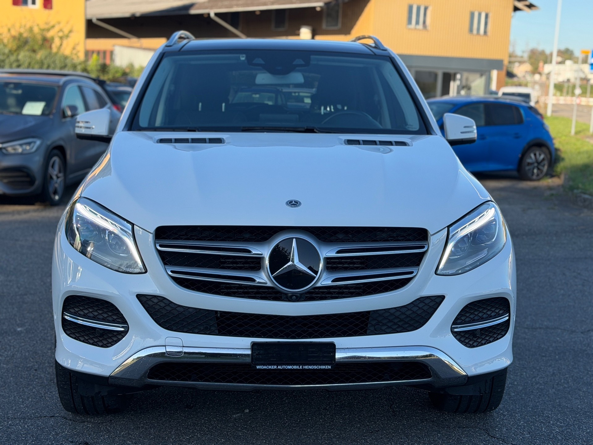 MERCEDES-BENZ GLE 350 d 4Matic 9G-Tronic-image-1
