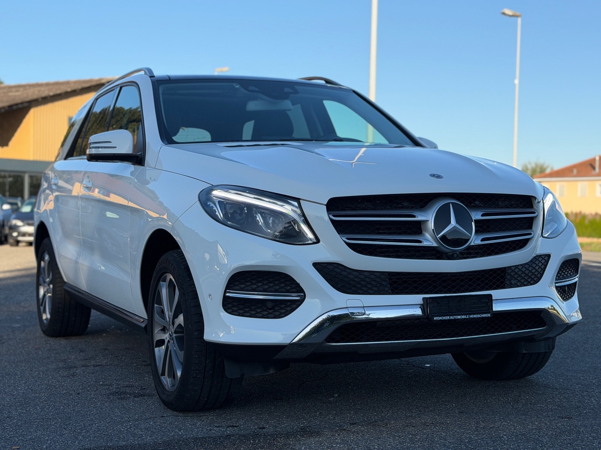 MERCEDES-BENZ GLE 350 d 4Matic 9G-Tronic-image-2