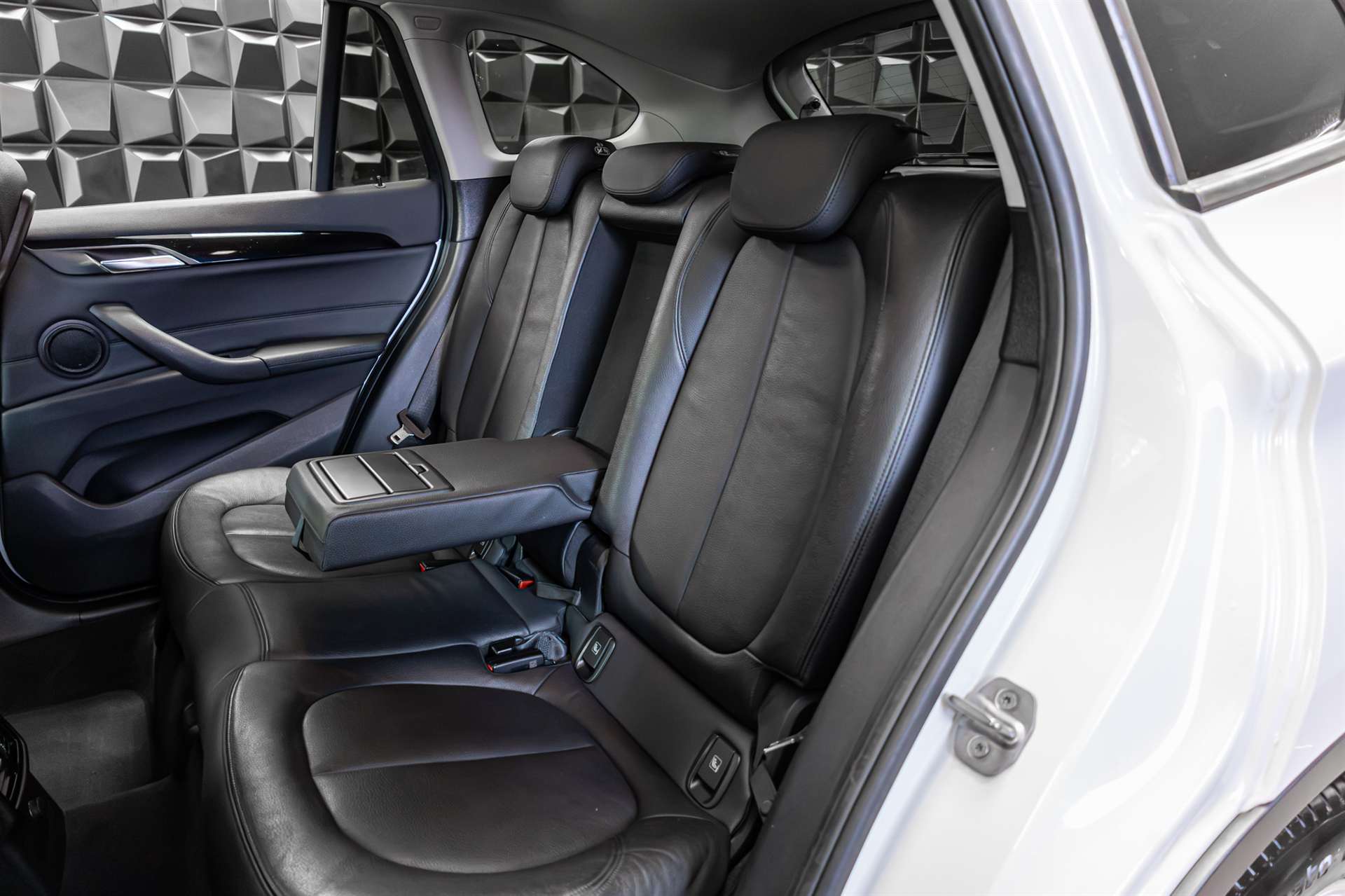 BMW X1 xDrive 20d Steptronic-image-23