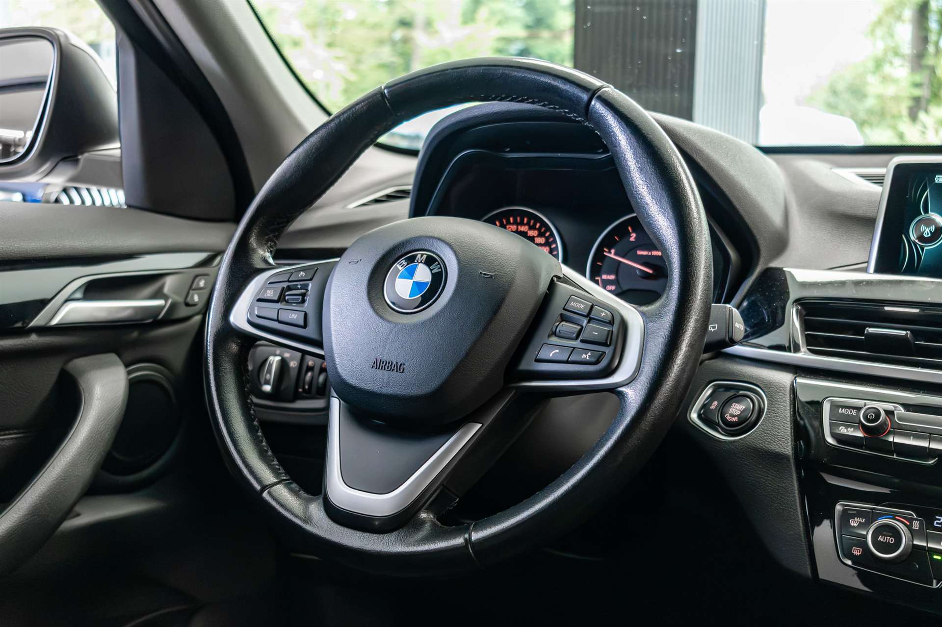 BMW X1 xDrive 20d Steptronic-image-6