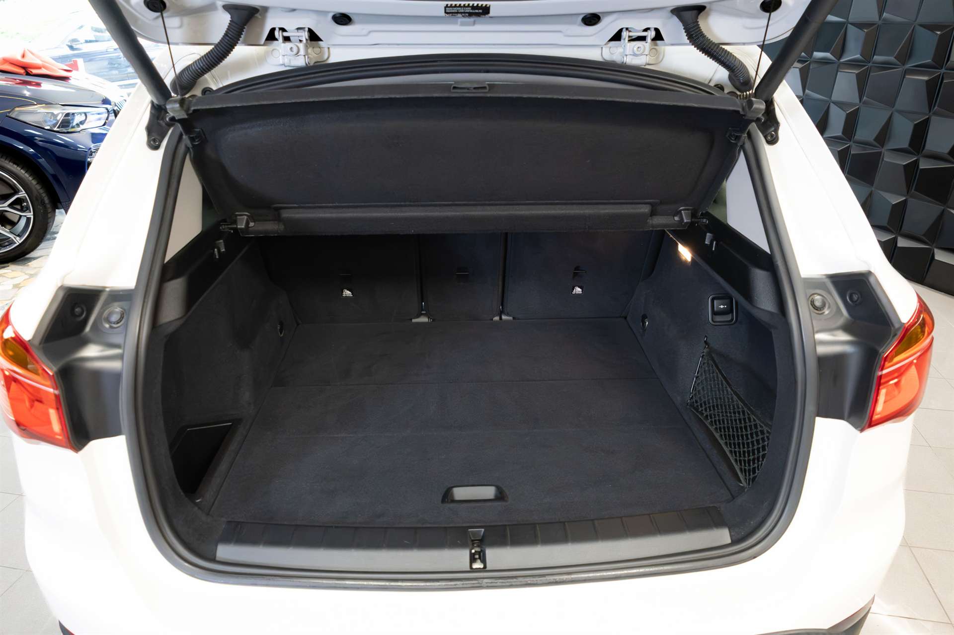 BMW X1 xDrive 20d Steptronic-image-24