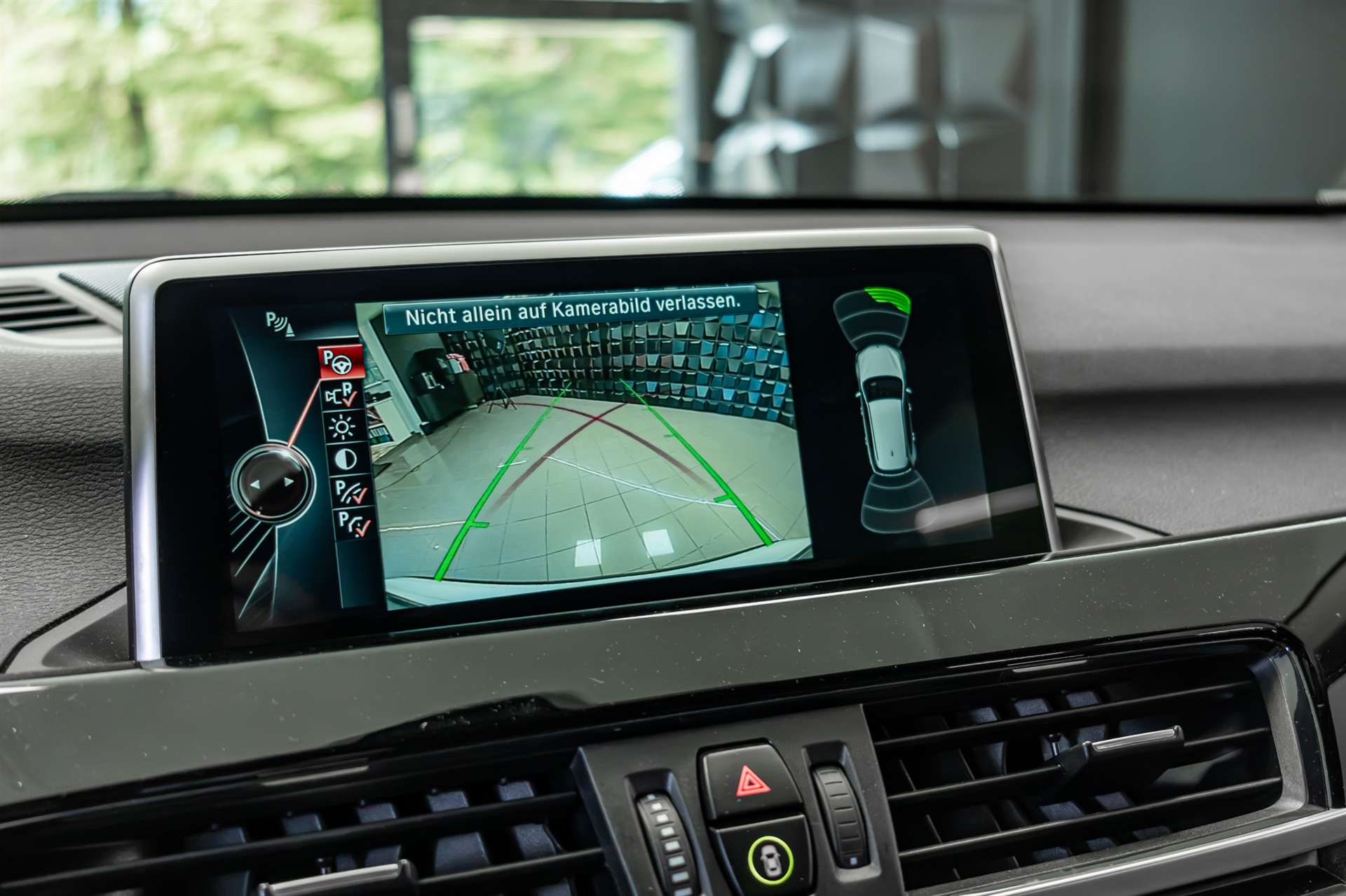 BMW X1 xDrive 20d Steptronic-image-17