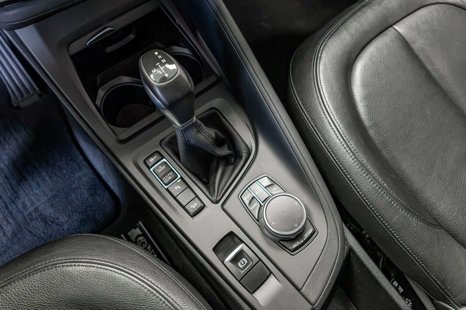 BMW X1 xDrive 20d Steptronic-image-19