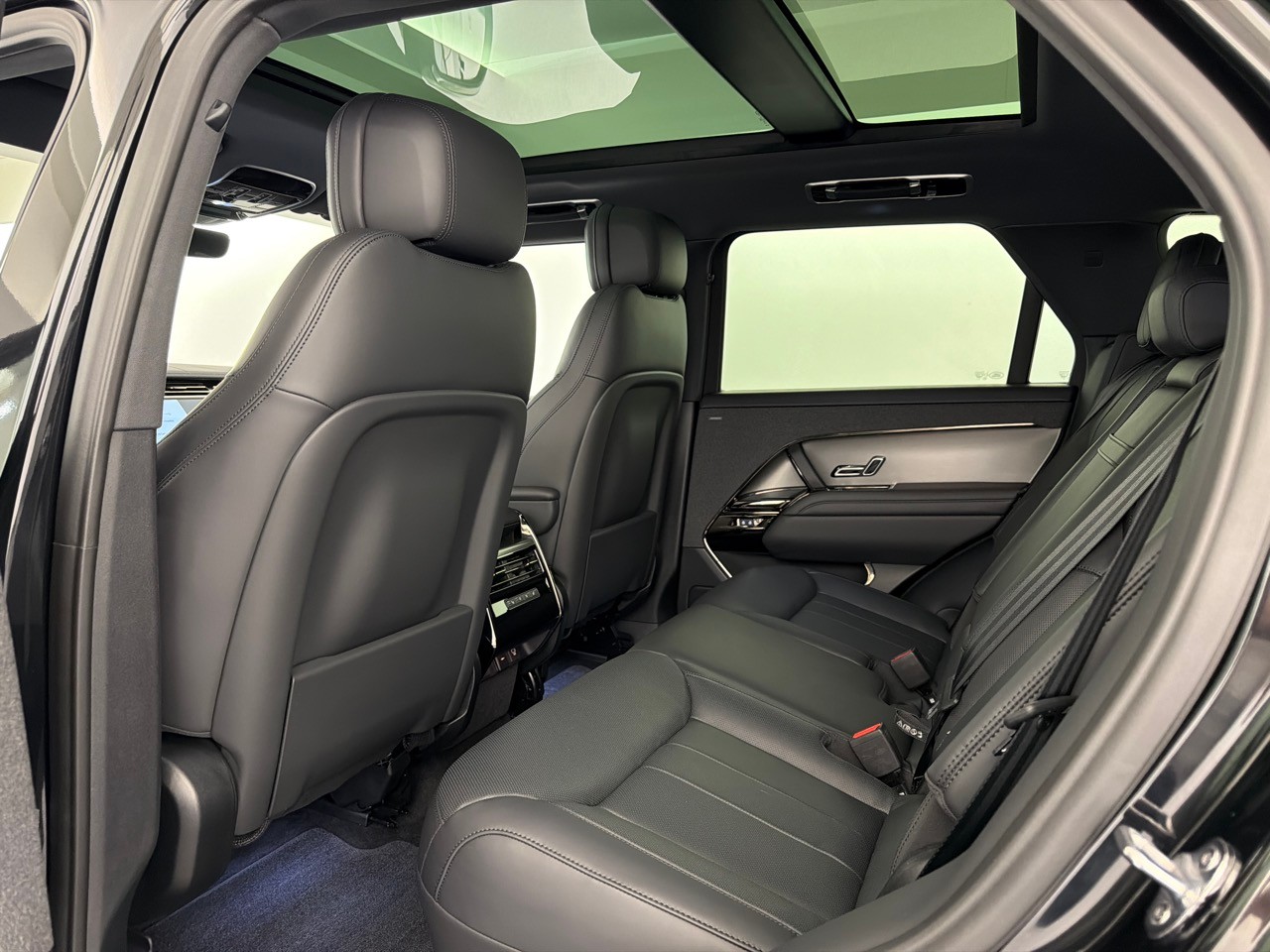 LAND ROVER RR Sport P460e Dyn. SE-image-5