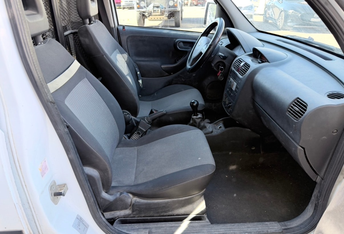 OPEL Combo Van 1.4 TWINPORT Comfort-image-6