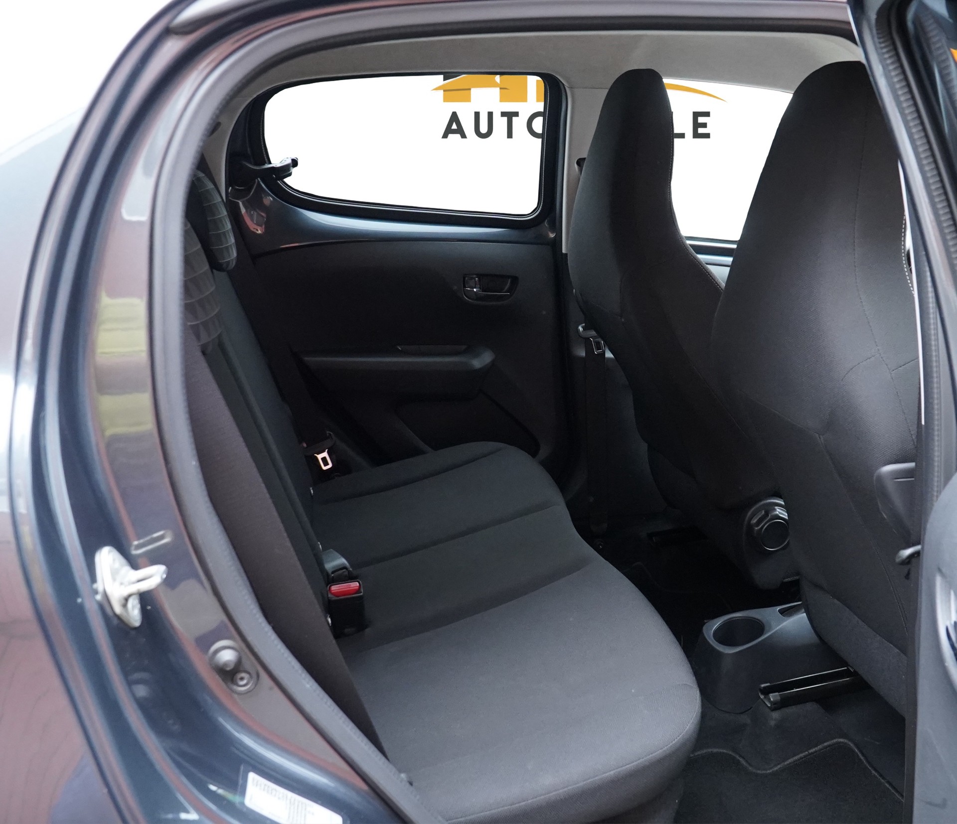 PEUGEOT 108 e-1.0 VTi Stop&Start Allure * CH Fahrzeug*-image-15