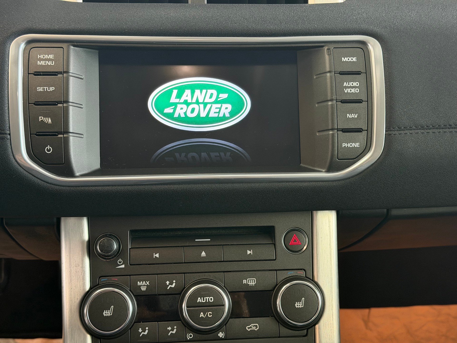 LAND ROVER Range Rover Evoque 2.2 TD4 Pure AT9 | CH-Auto | Ab MFK 07.2025 | Leder | Navi-image-15
