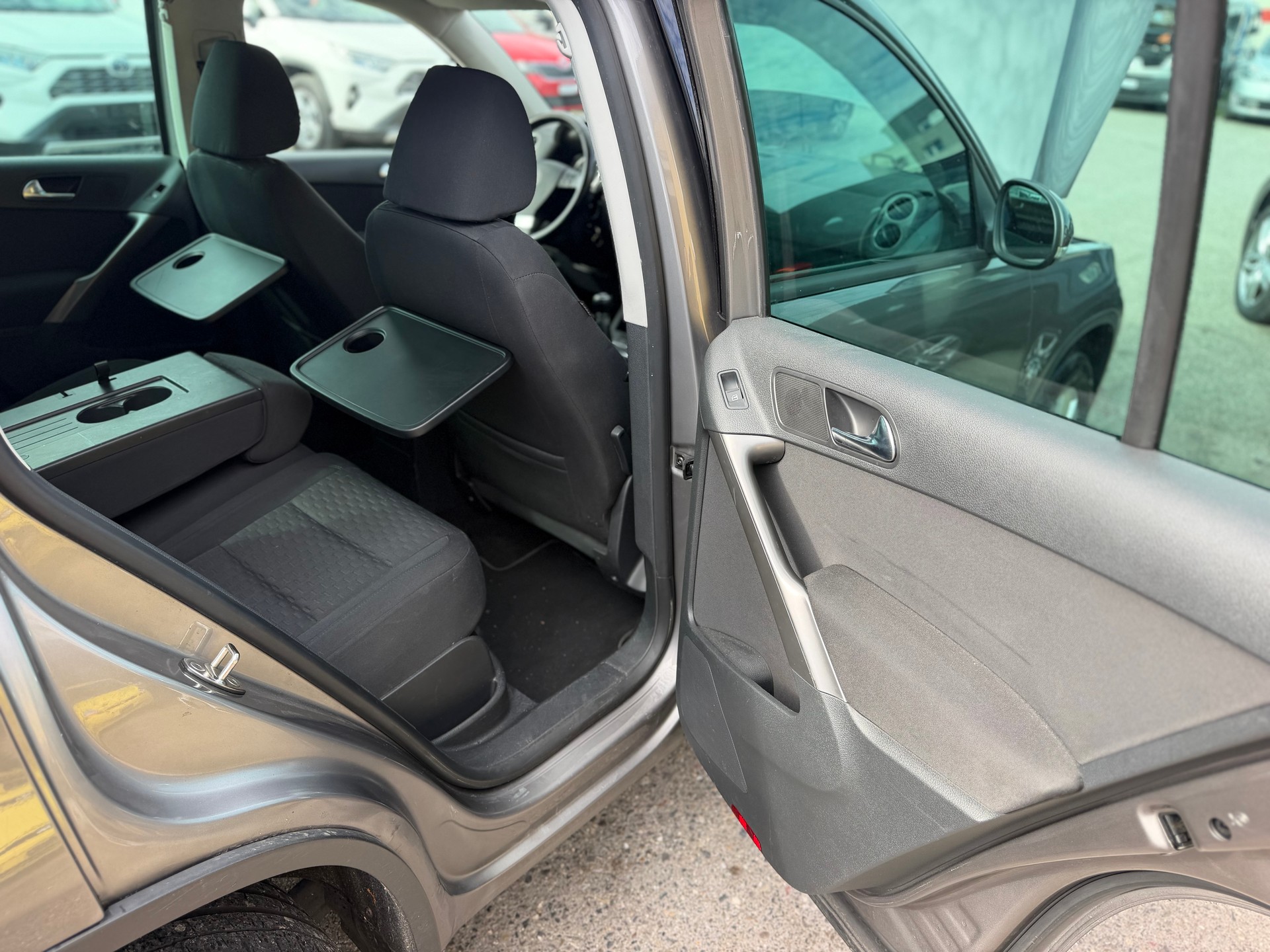 VW Tiguan 2.0 TSI Track&Field-image-13