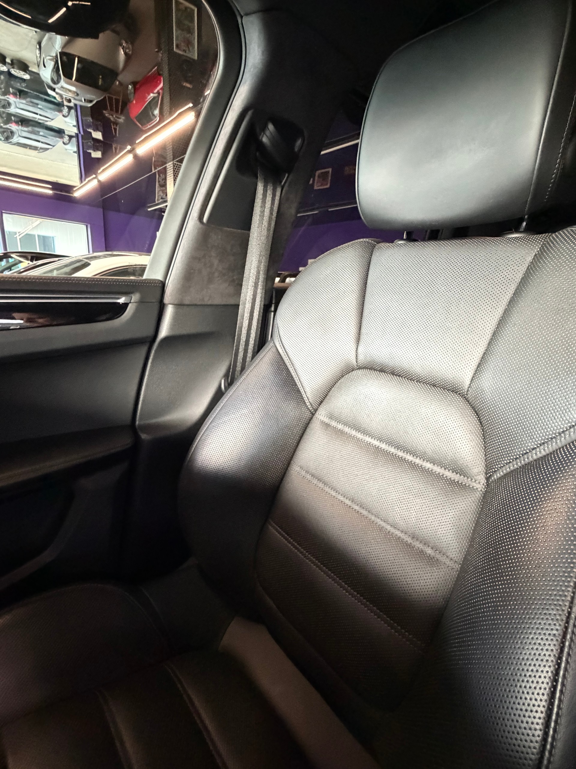 PORSCHE Macan Turbo PDK-image-10