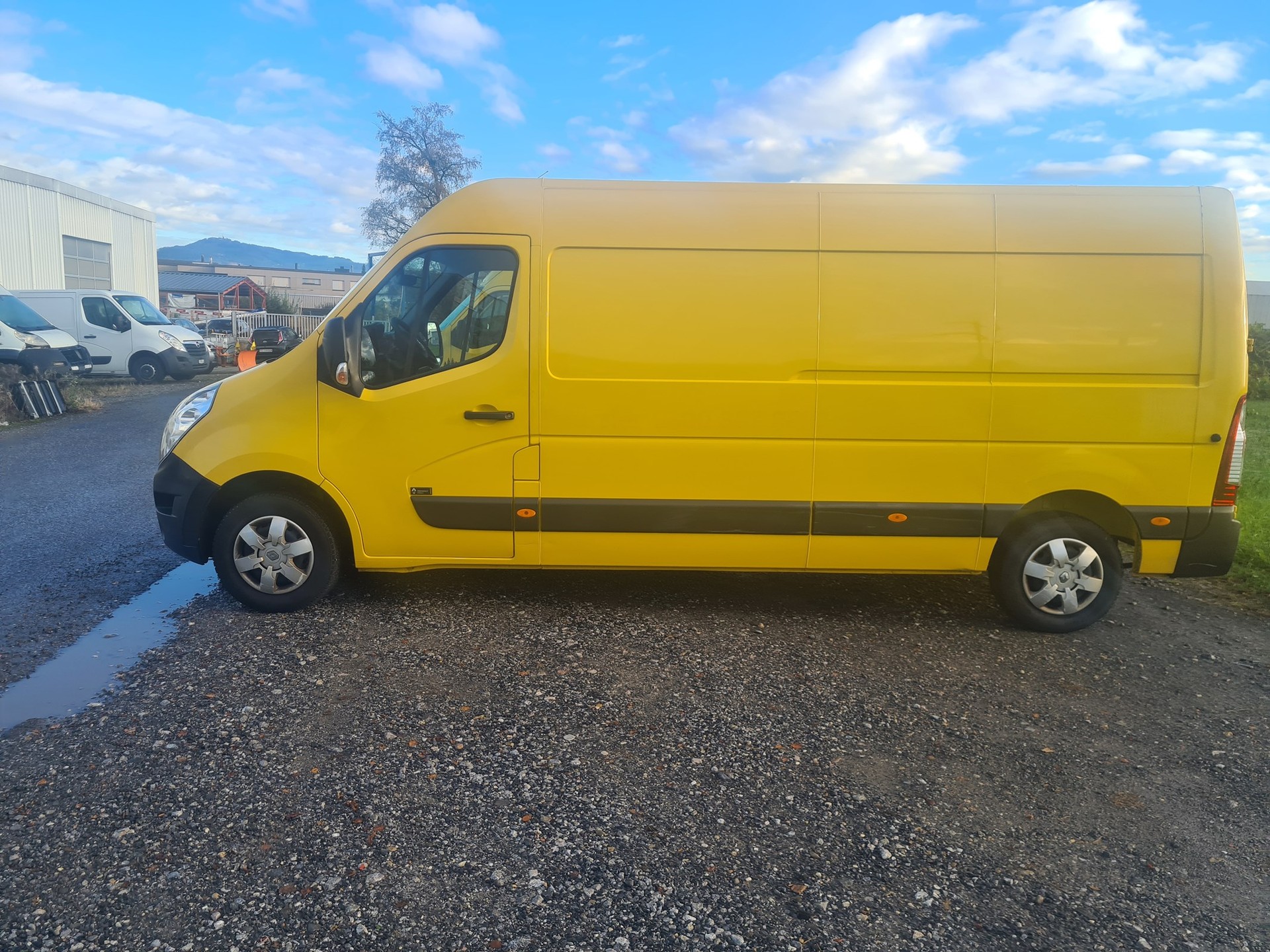 RENAULT Master T35 2.3dCi 130 L3H2-image-4