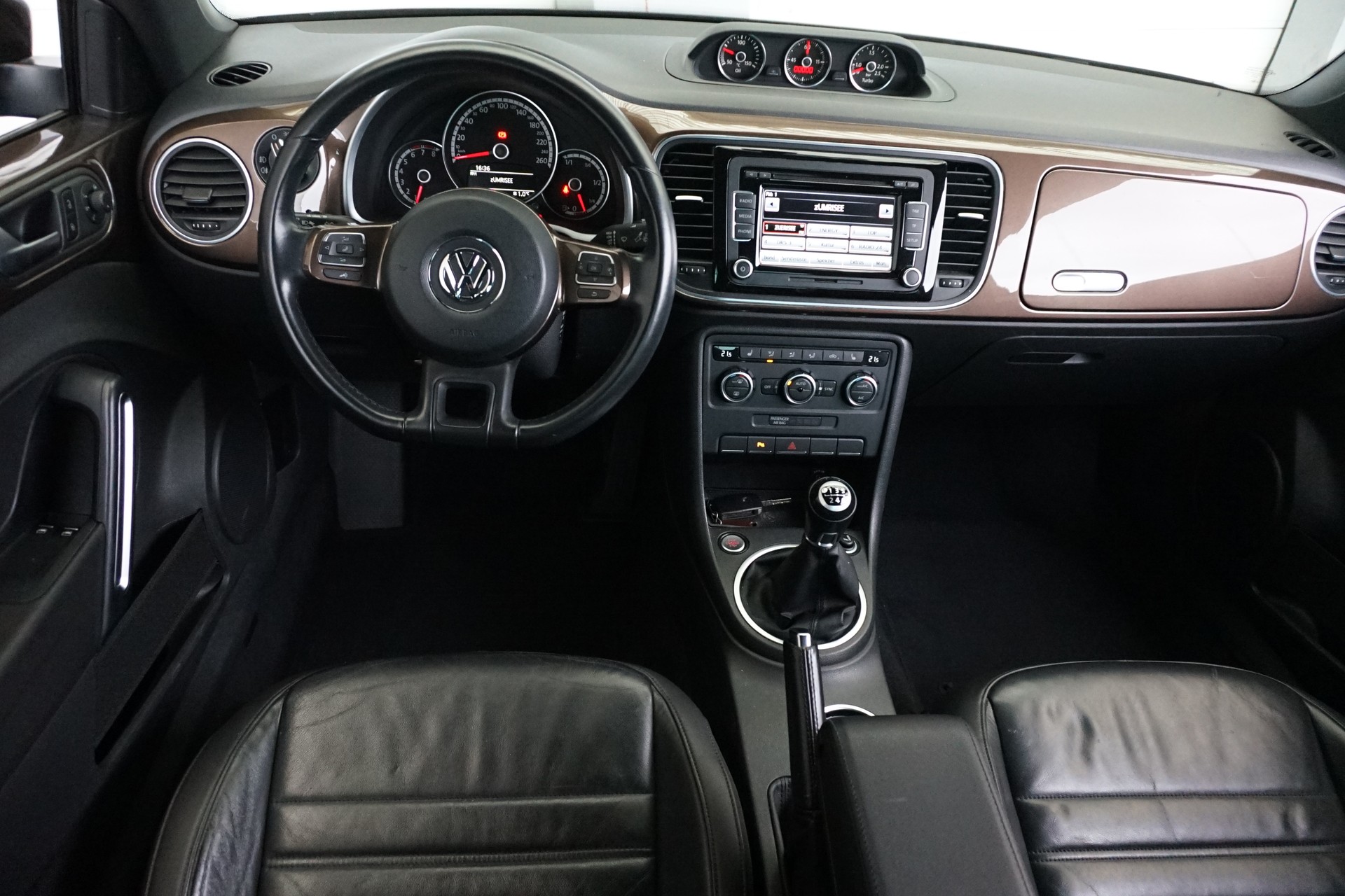 VW Beetle 1.2 TSI Design-image-15