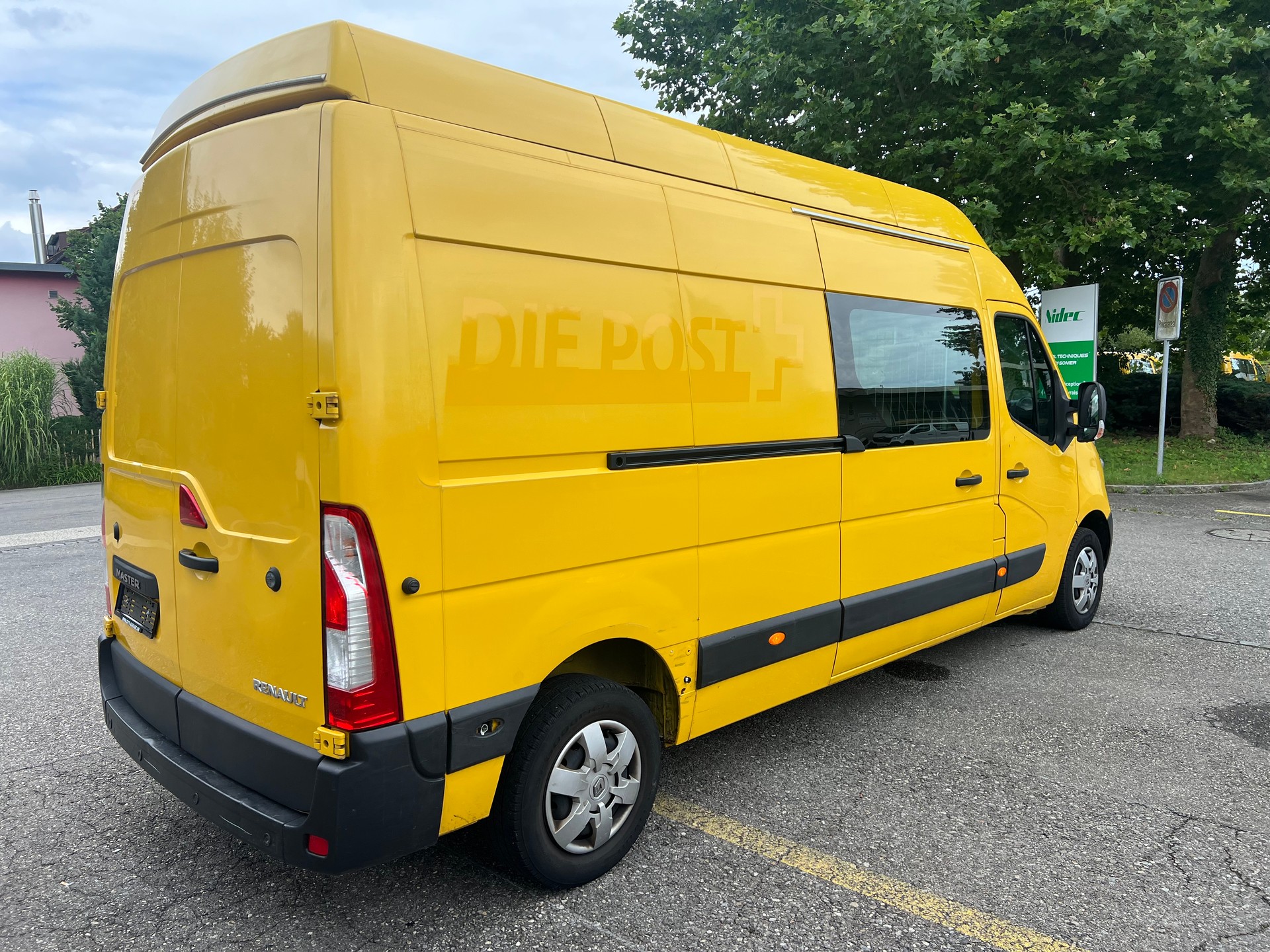 RENAULT Master T35 2.3dCi 130 L3H3-image-2