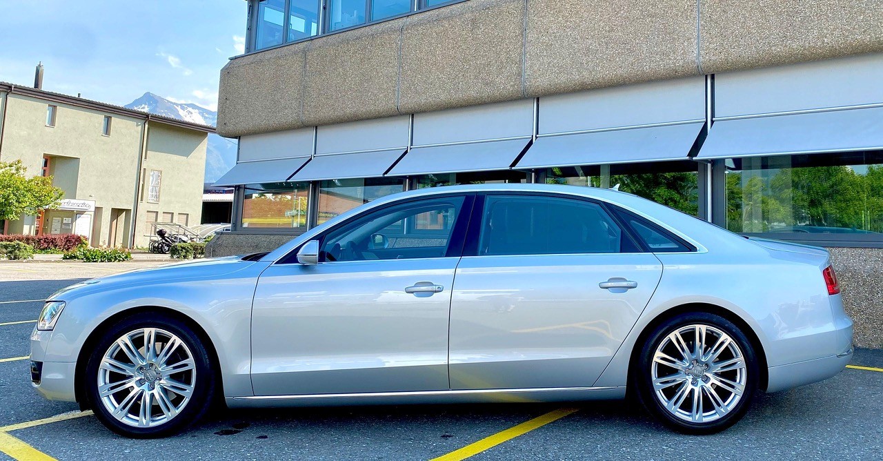 AUDI A8 L chauffeur 3.0 TDI quattro tiptronic-image-6
