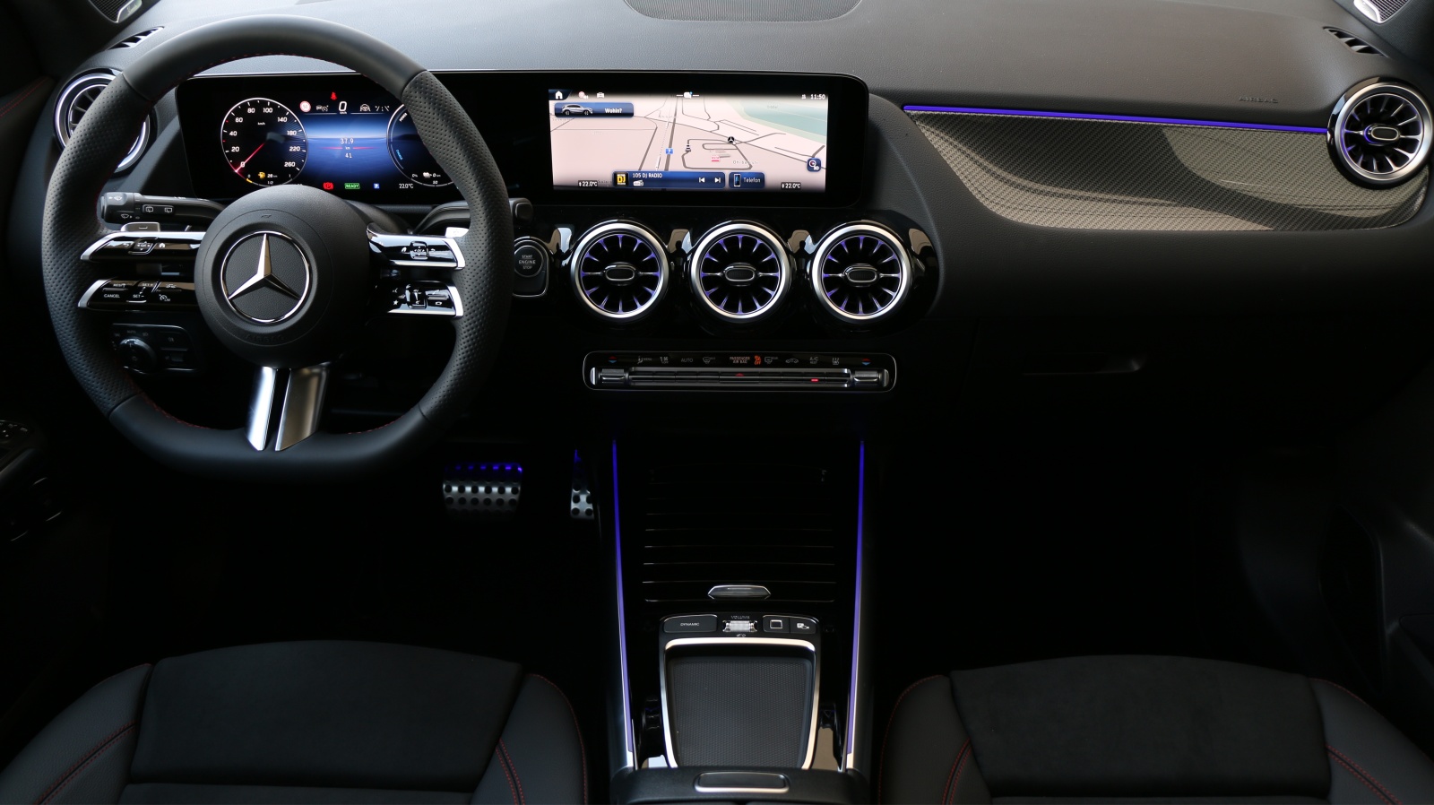 MERCEDES-BENZ GLA 250 e EQ Star 8G-DCT-image-4