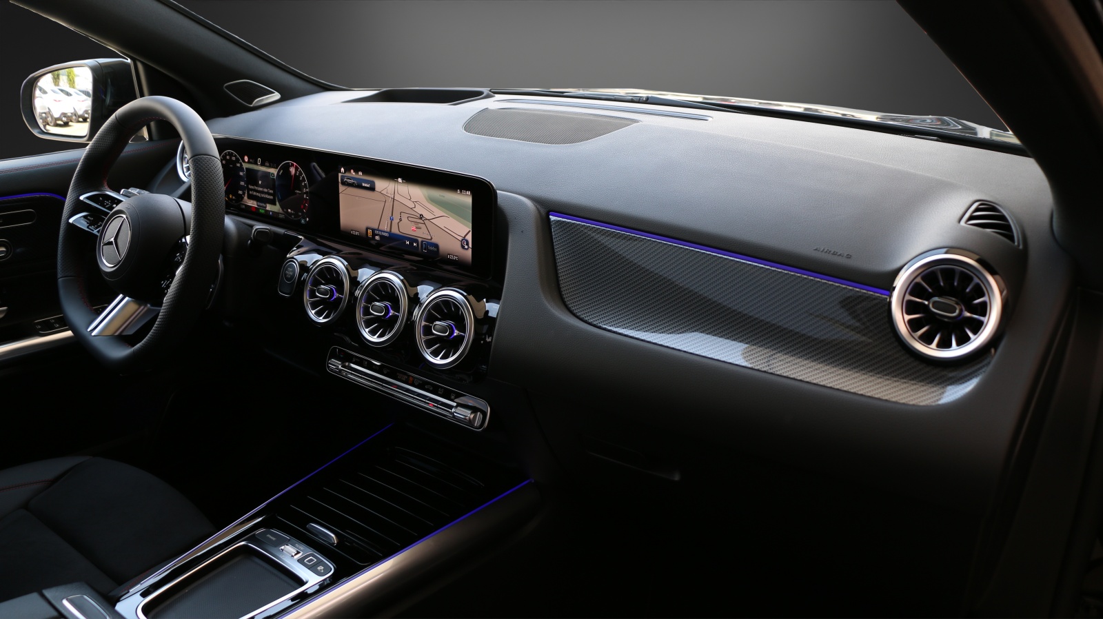 MERCEDES-BENZ GLA 250 e EQ Star 8G-DCT-image-8