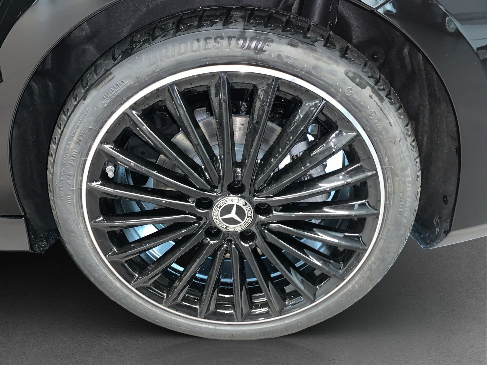 MERCEDES-BENZ CLA Shooting Brake 250 4Matic 8G-DCT-image-12