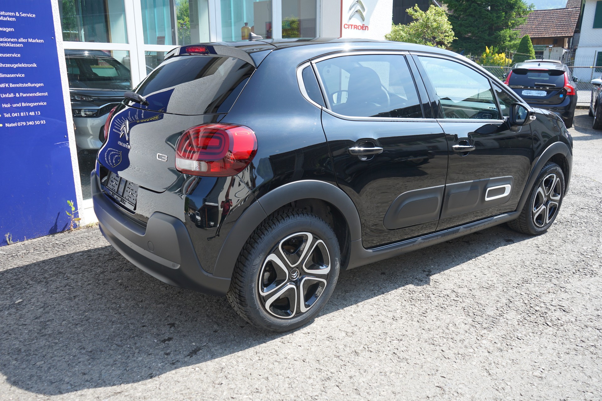 CITROEN C3 1.2i PureTech Swiss Edition EAT6-image-2