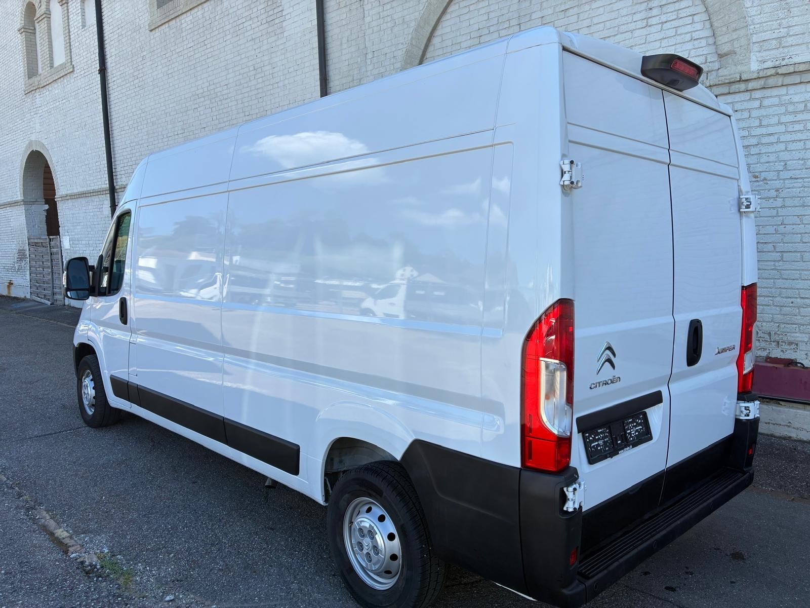 CITROEN Jumper 35 2.2 BlueHDi 140 L3H2-image-9