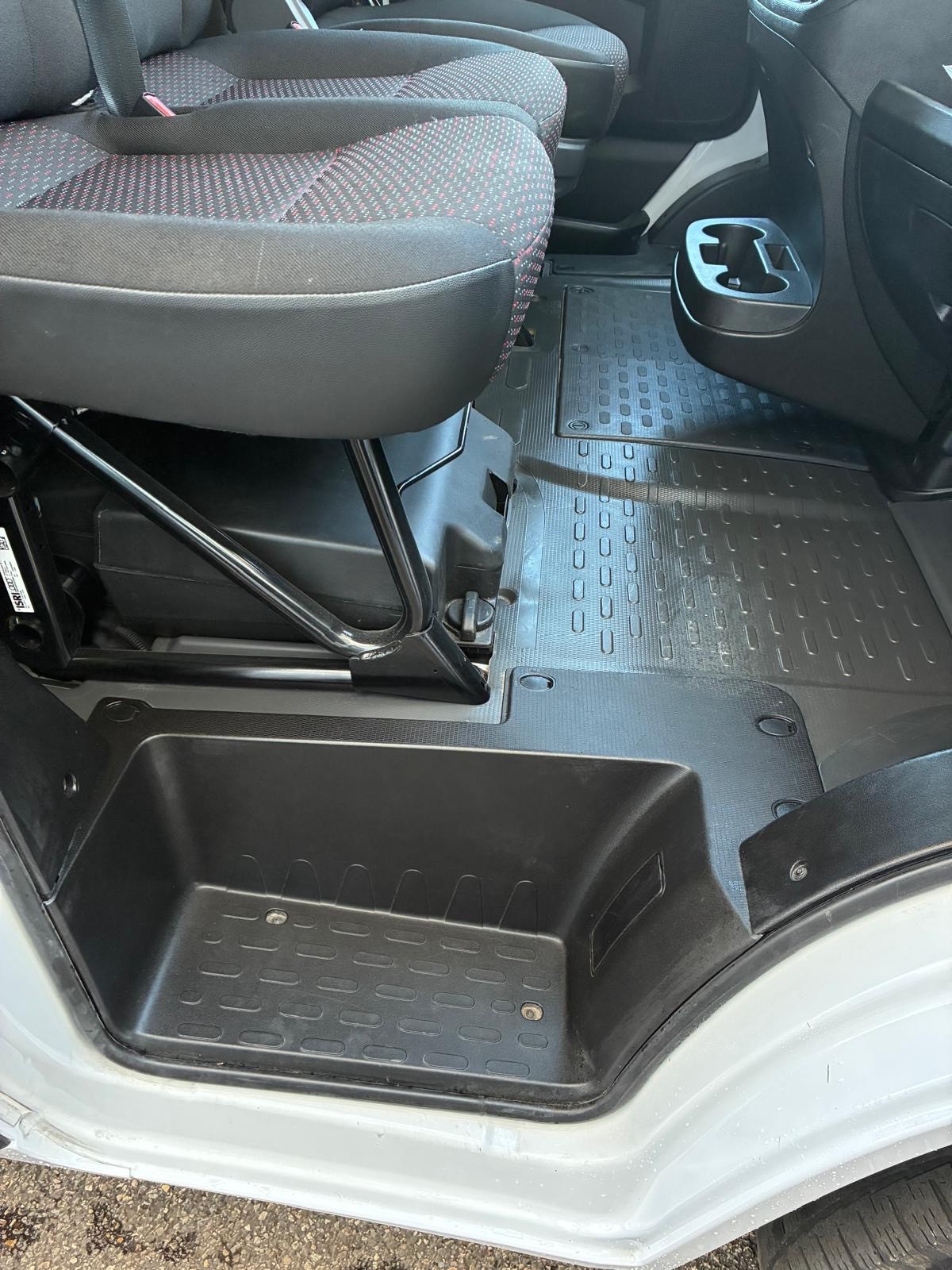 CITROEN Jumper 35 2.2 BlueHDi 140 L3H2-image-5