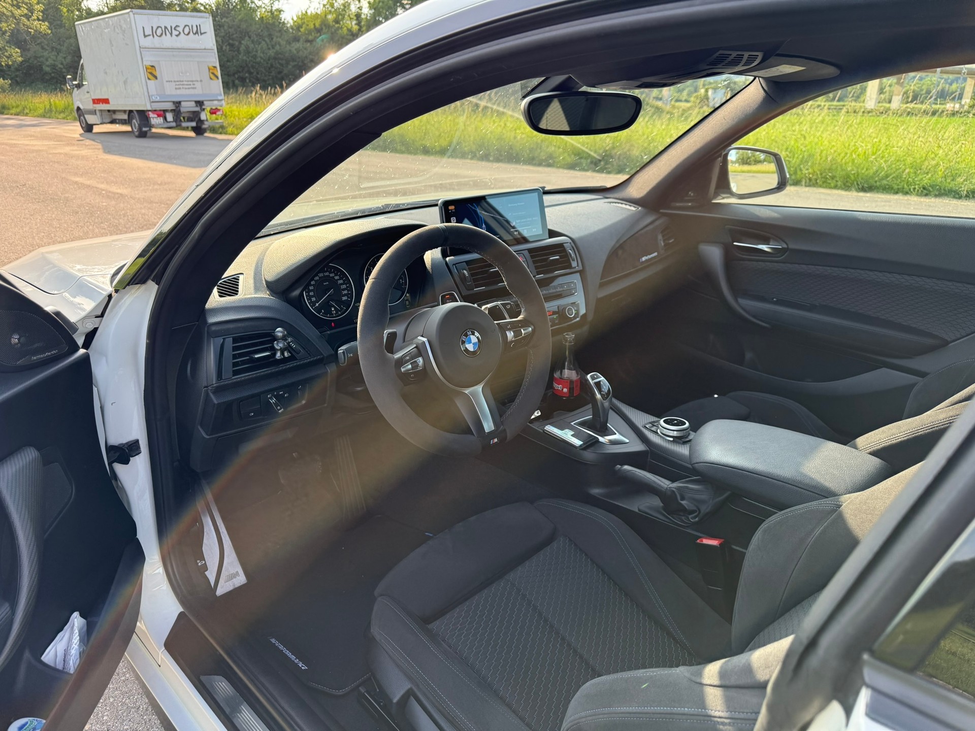 BMW M235i Steptronic-image-4