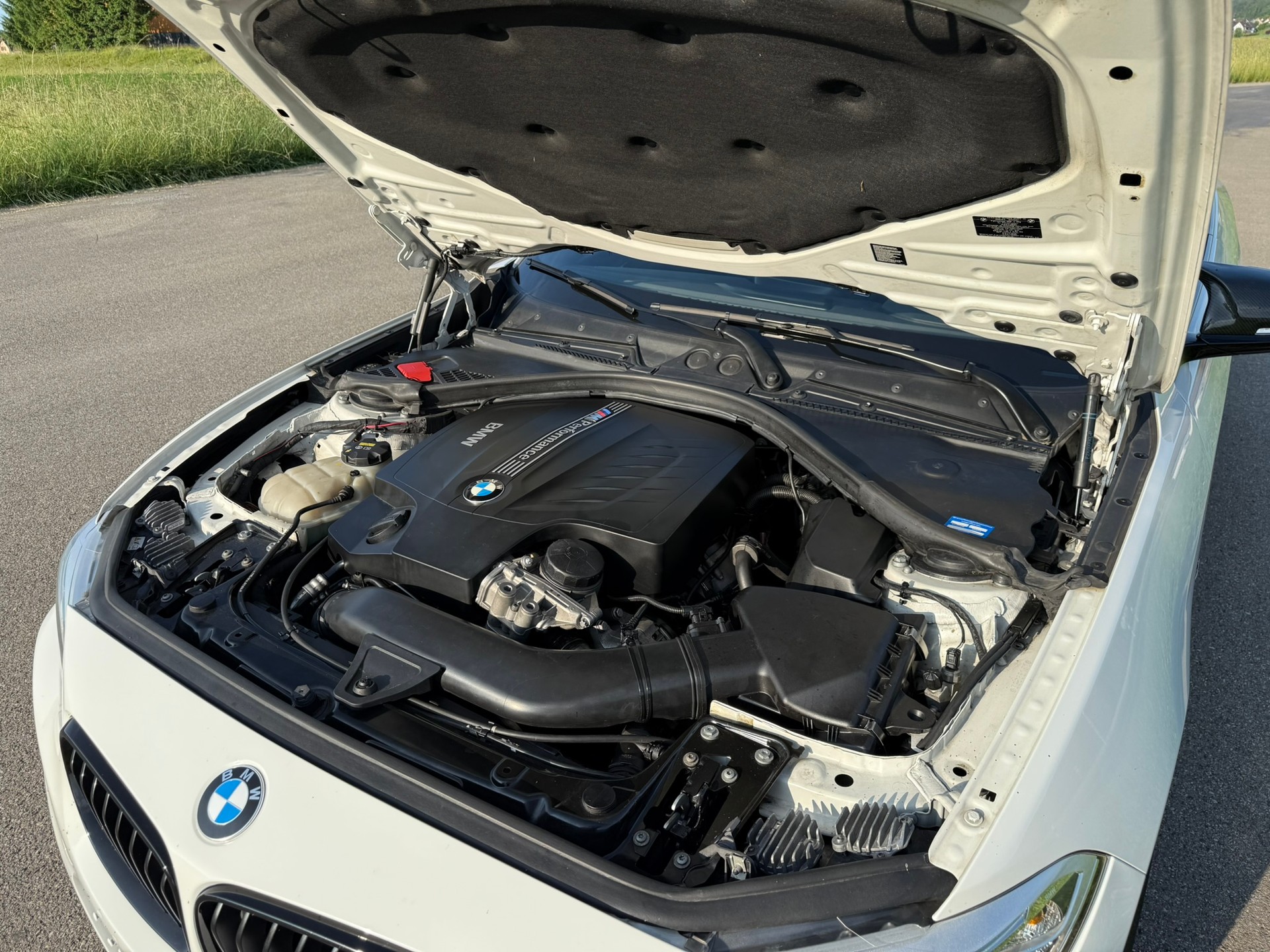 BMW M235i Steptronic-image-9
